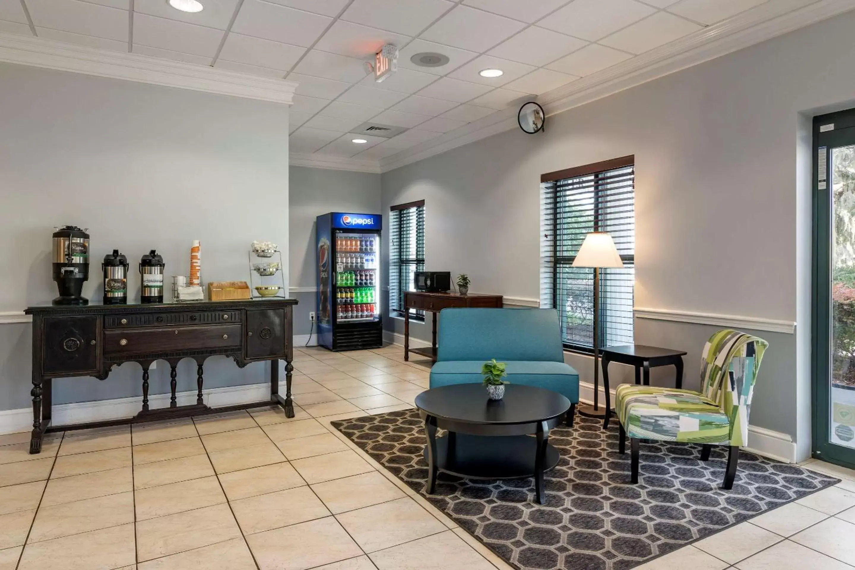 Lobby or reception in Quality Inn At Town Center