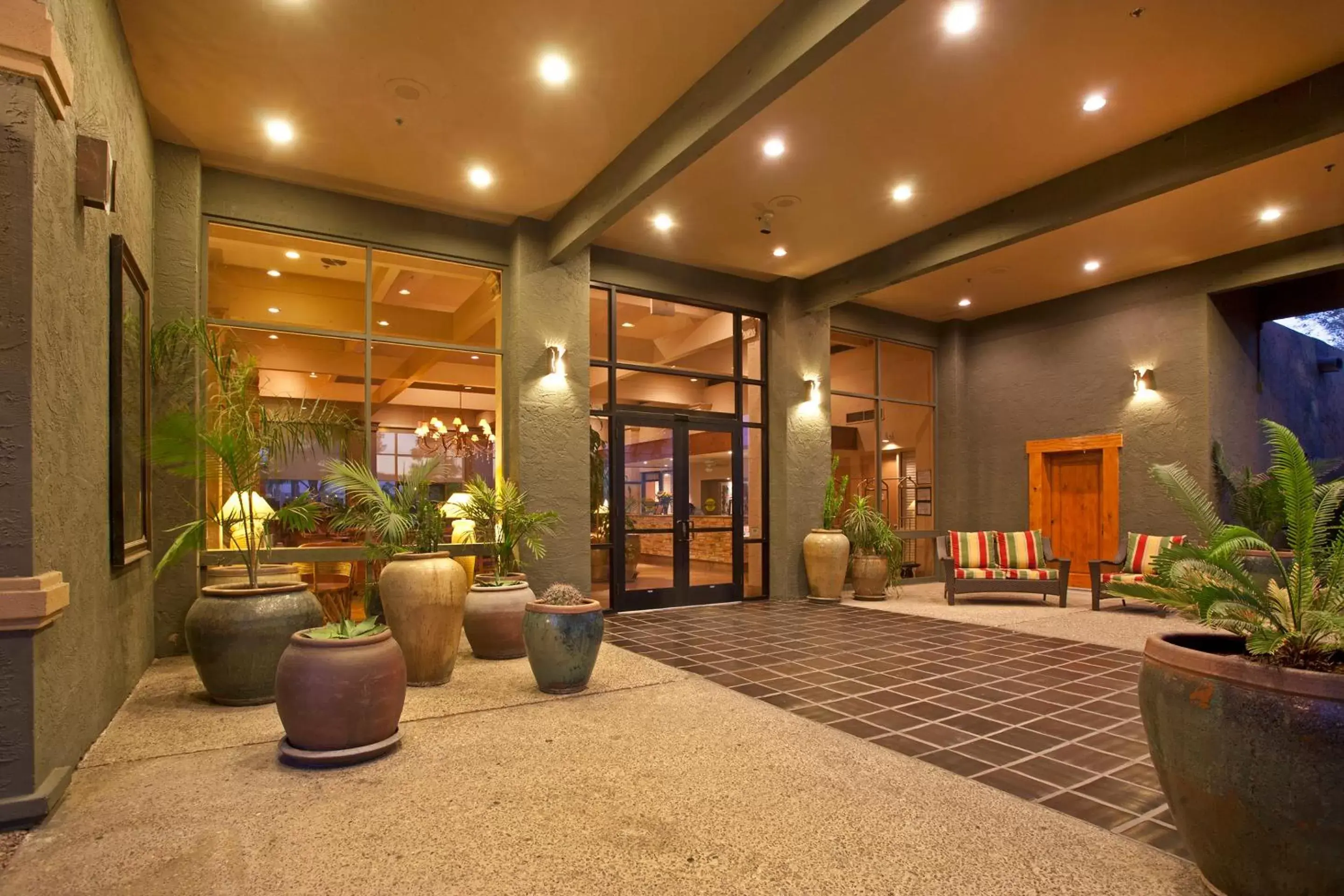 Facade/entrance, Lobby/Reception in Ramada by Wyndham Tucson