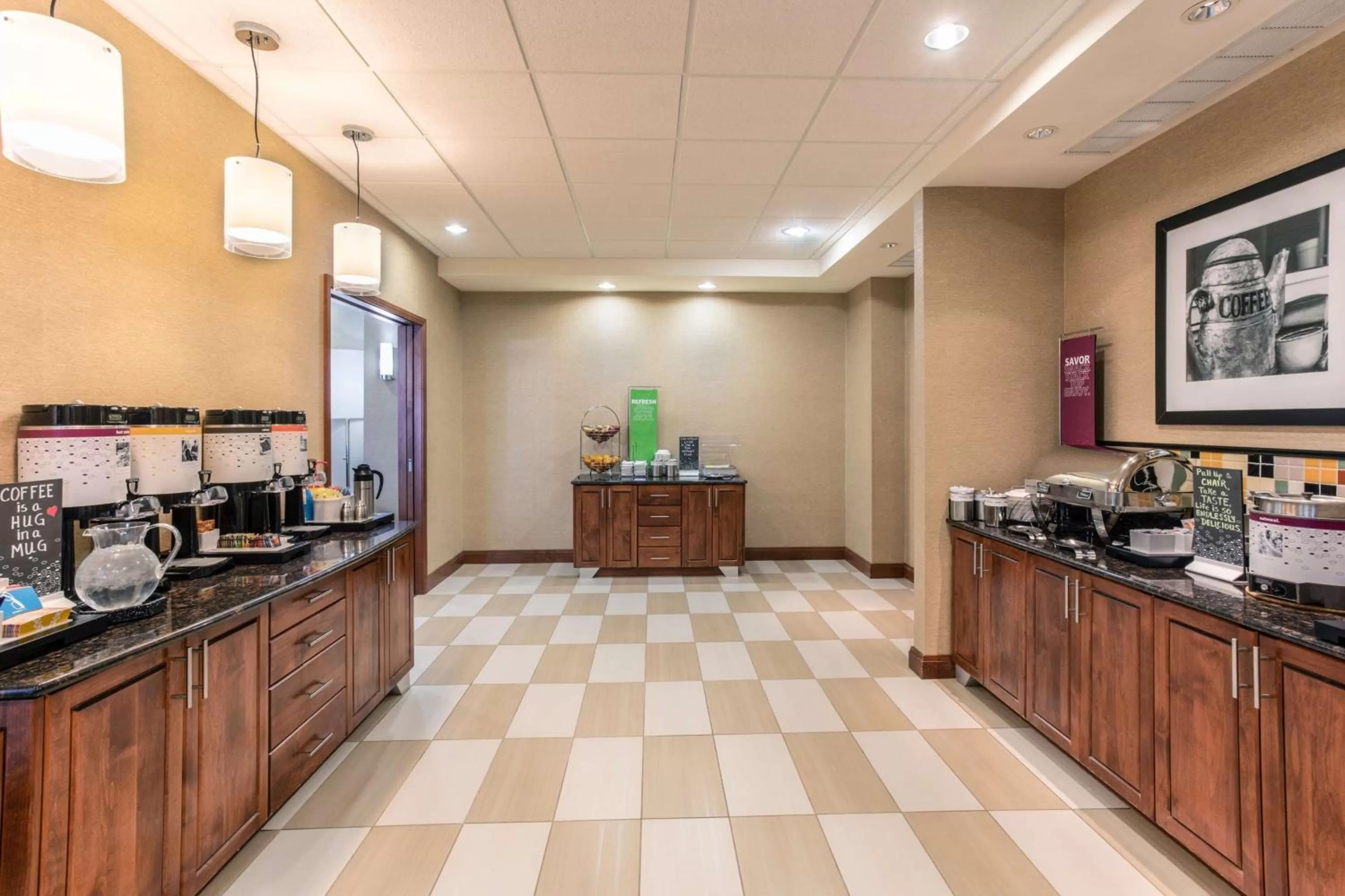 Dining area in Hampton Inn Rock Springs