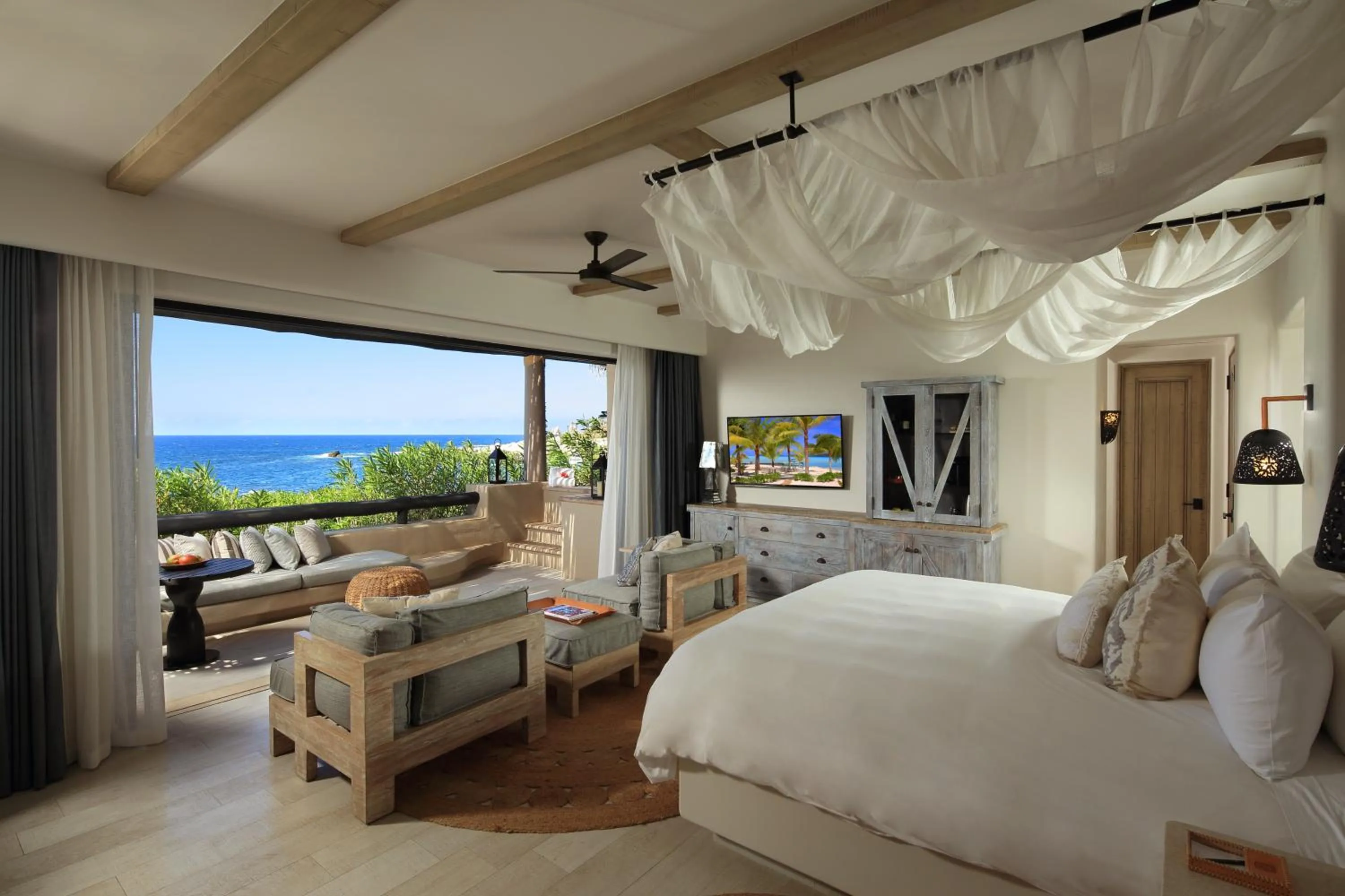 Bed in Esperanza, Auberge Collection