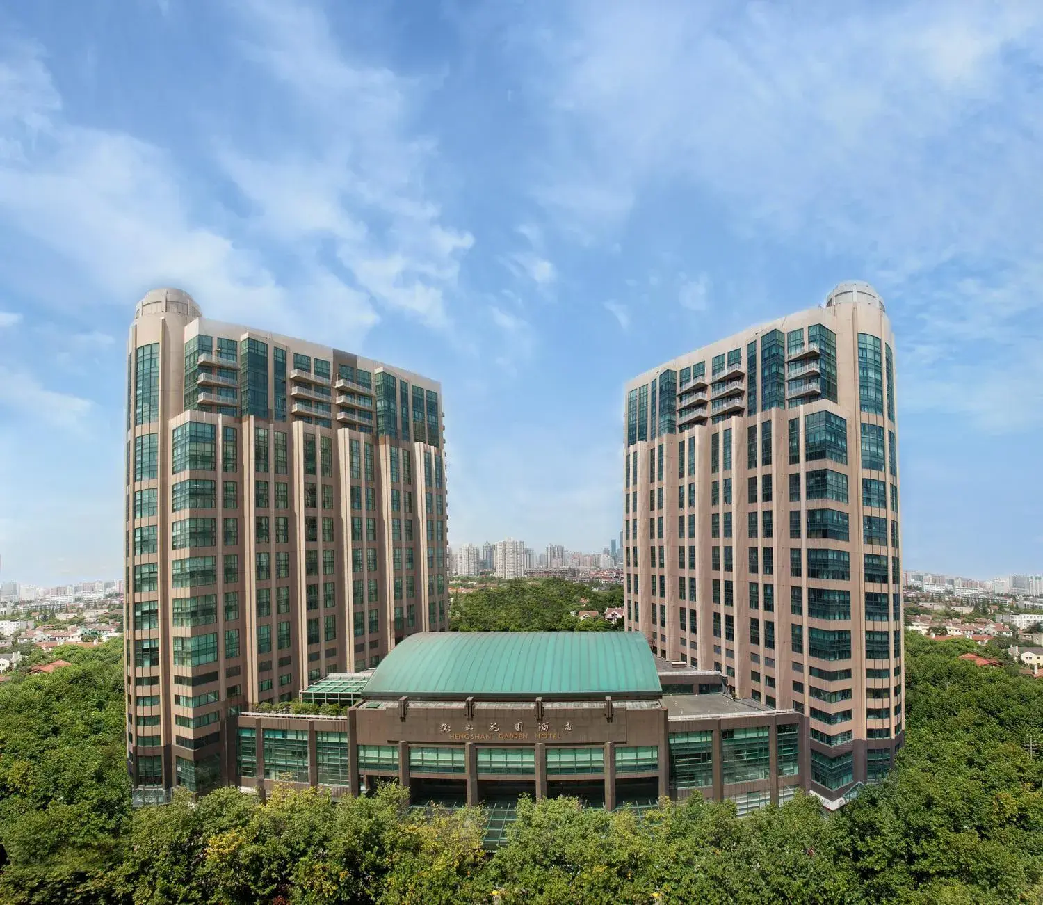 Property Building in Juss Hengshan HotelFormer Regal International East Asia Hotel Property Building in Juss Hengshan HotelFormer Regal International East Asia Hotel