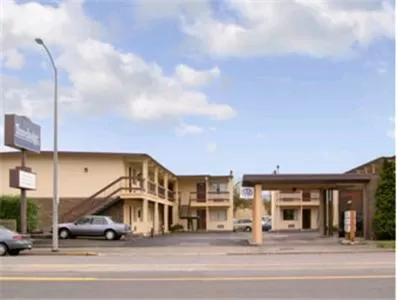 Travelers Inn by OYO Longview Kelso