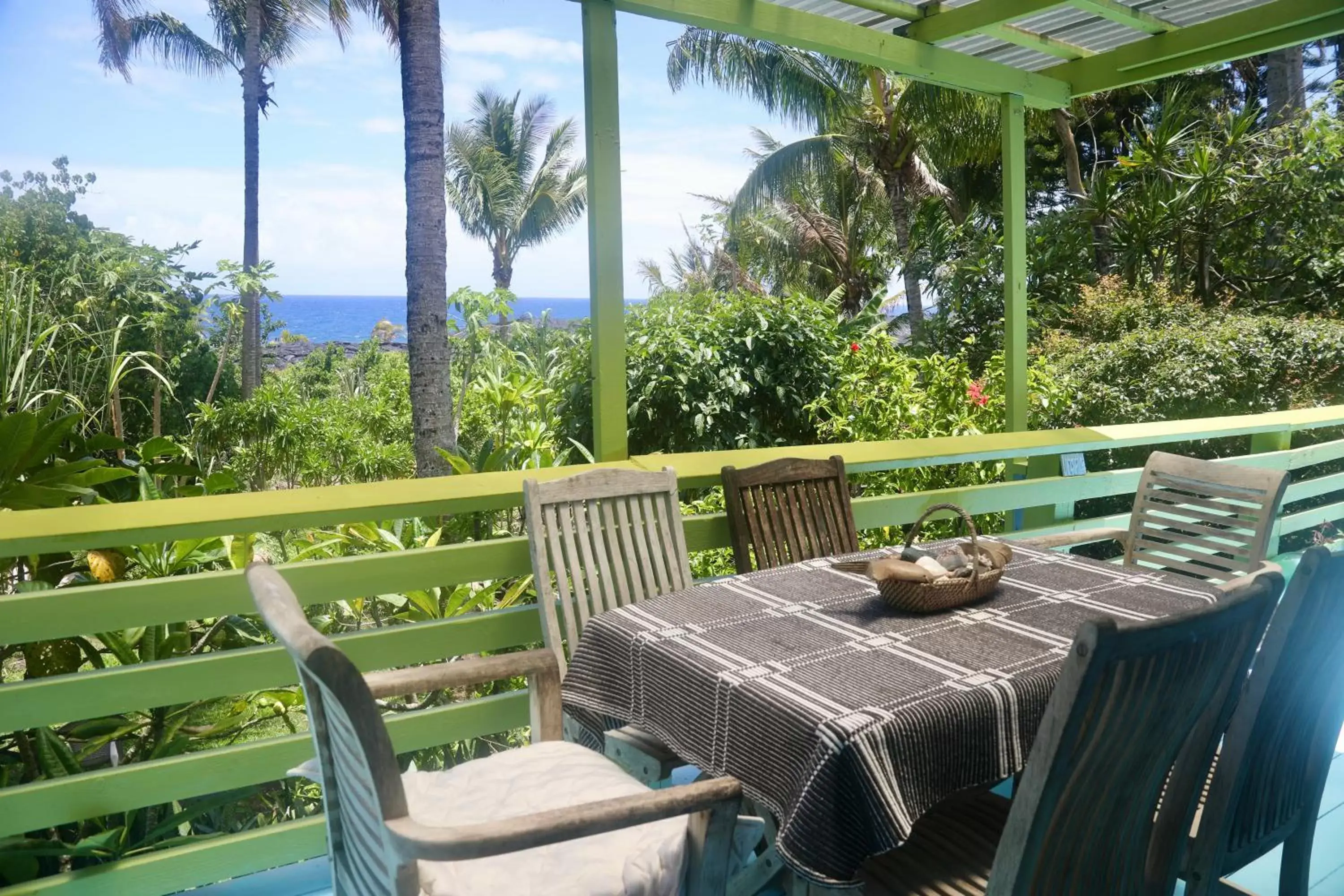 Balcony/Terrace in Ma'ukele Lodge