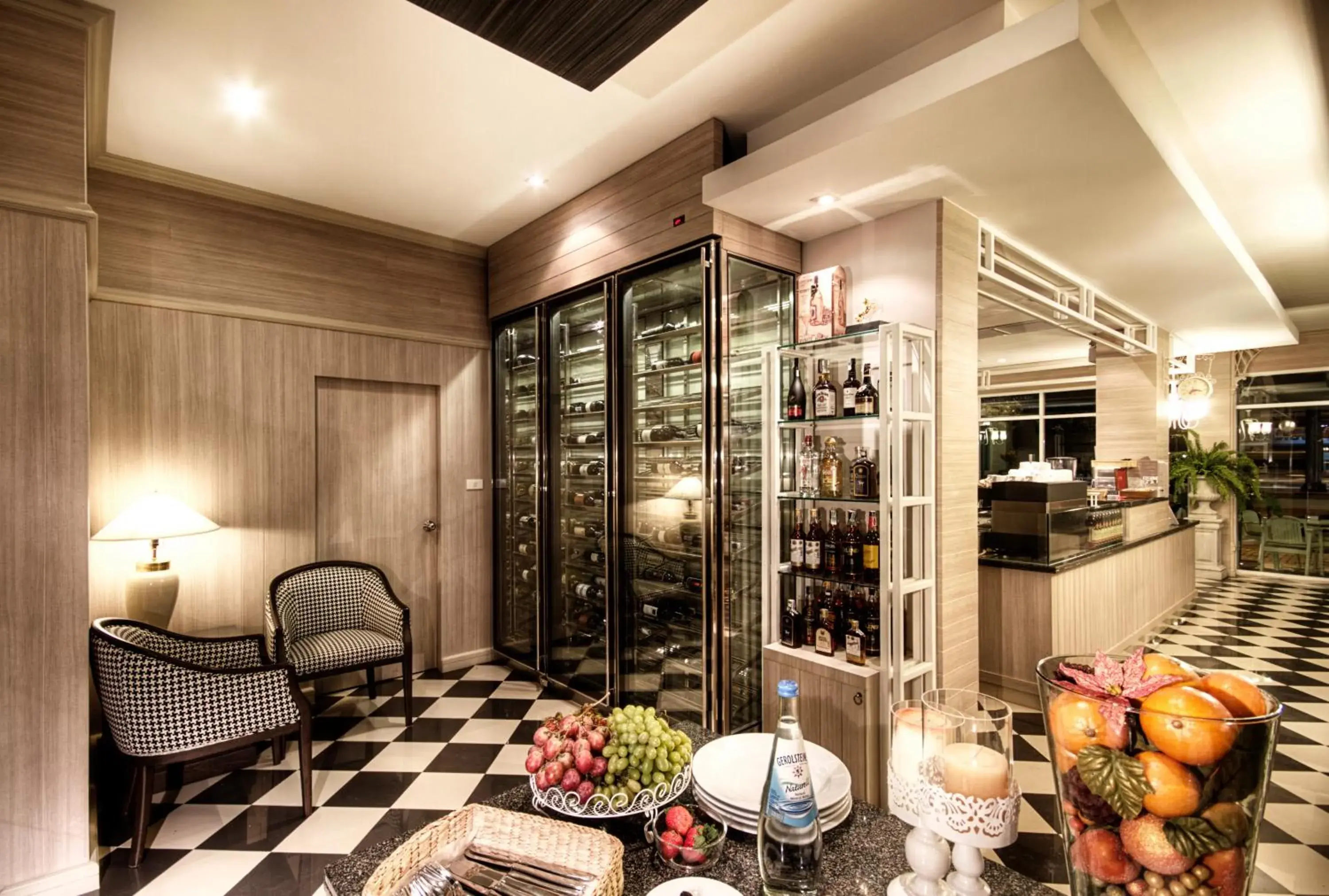 Restaurant/places to eat in Kameo Grand Hotel & Serviced Apartment, Rayong Restaurant/places to eat in Kameo Grand Hotel & Serviced Apartment, Rayong