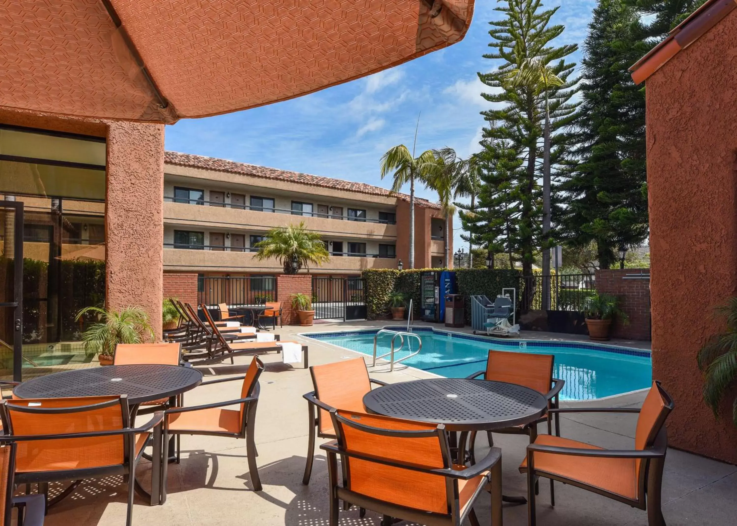 On site, Swimming Pool in Best Western Plus Redondo Beach Inn