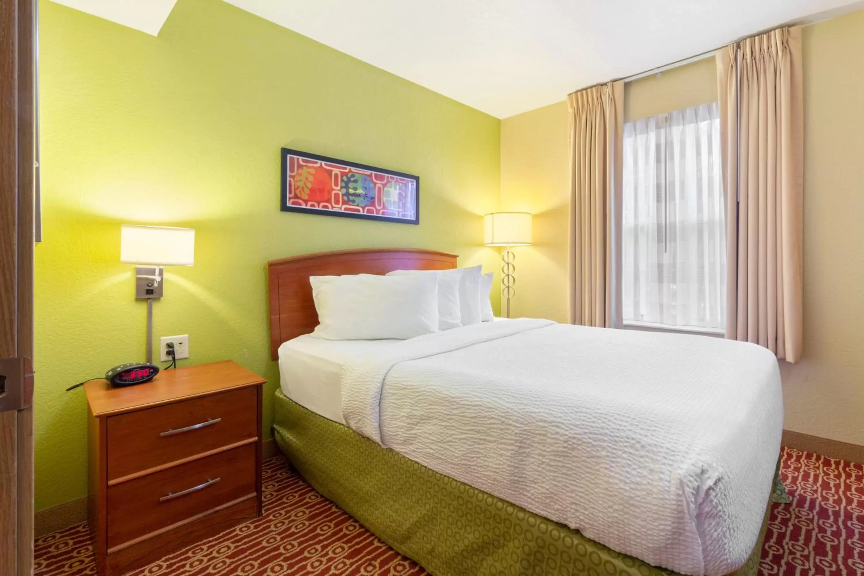 Bed in Extended Stay America Suites - Virginia Beach