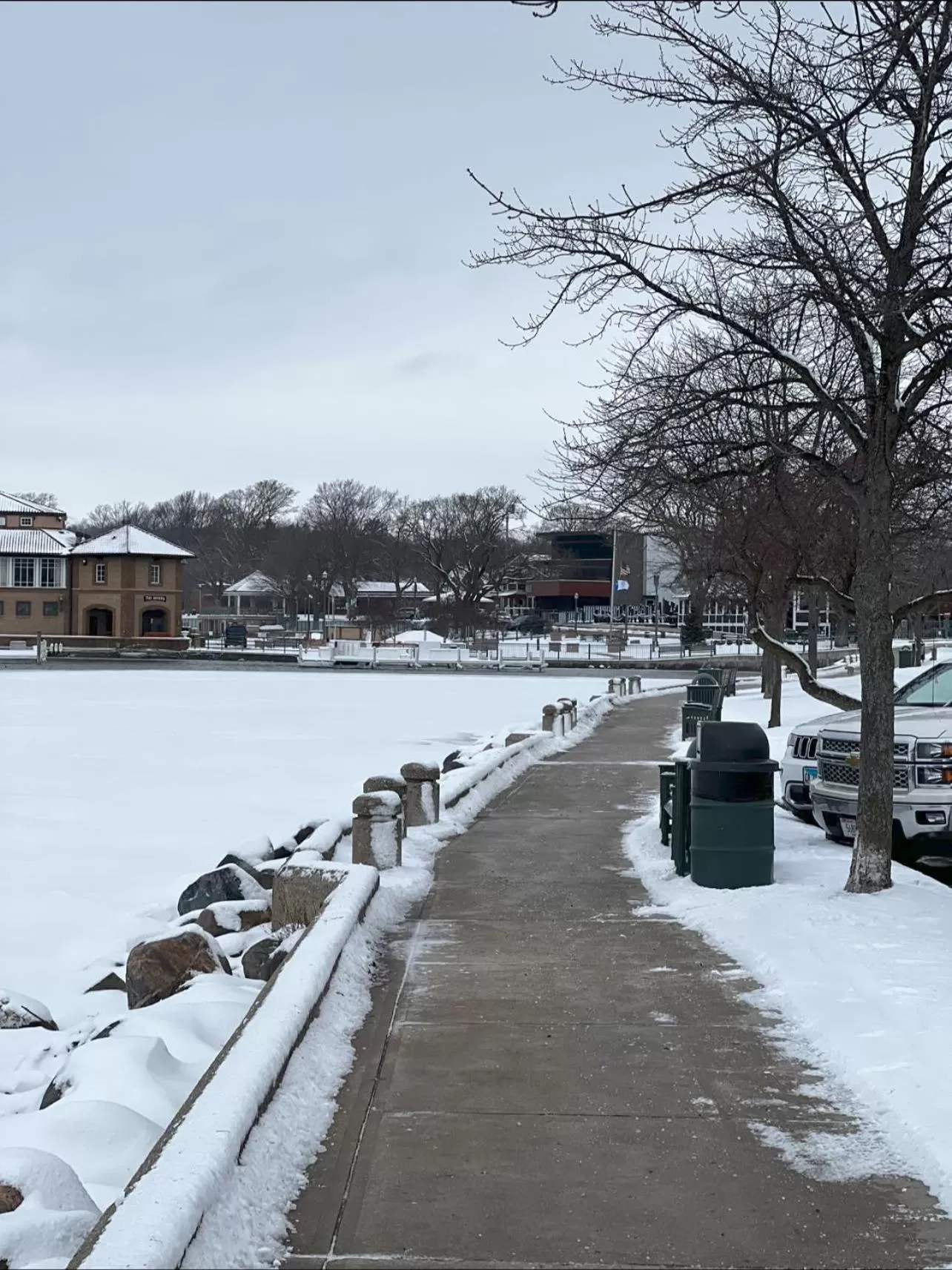 Winter in Mill Creek Hotel