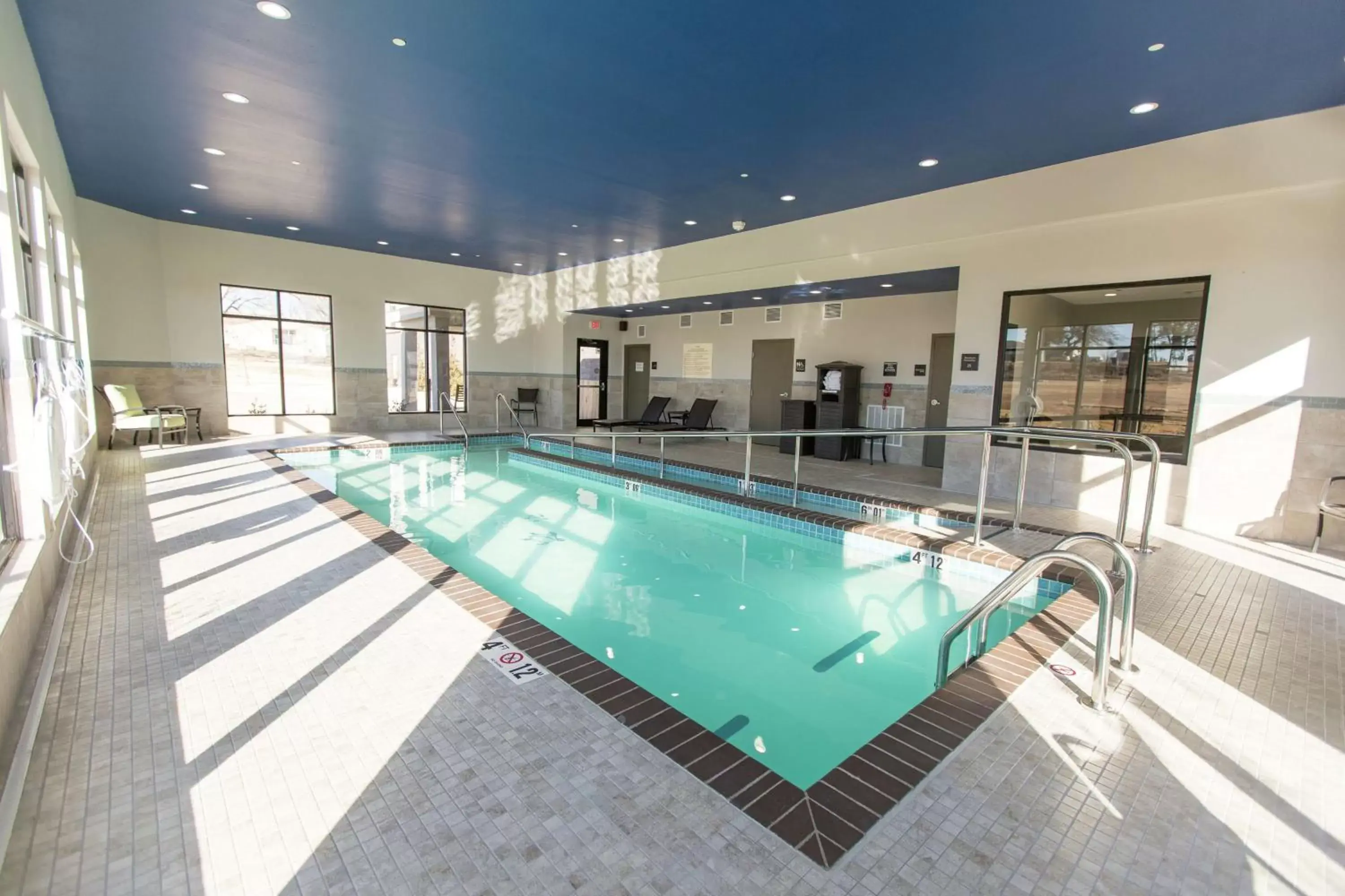 Pool view, Swimming Pool in Hampton Inn & Suites Stroud