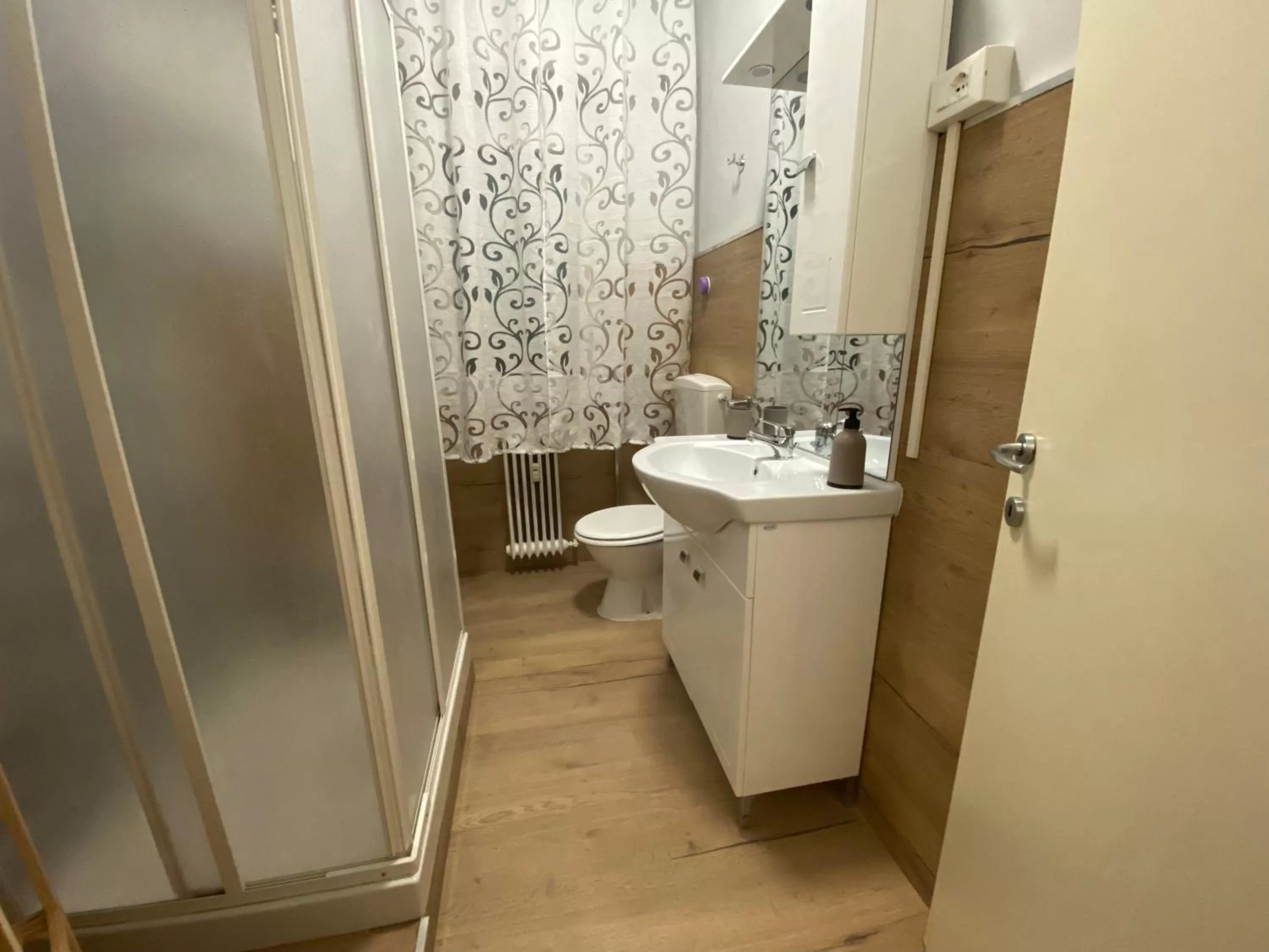 Shower in B&B Alpaca Biella