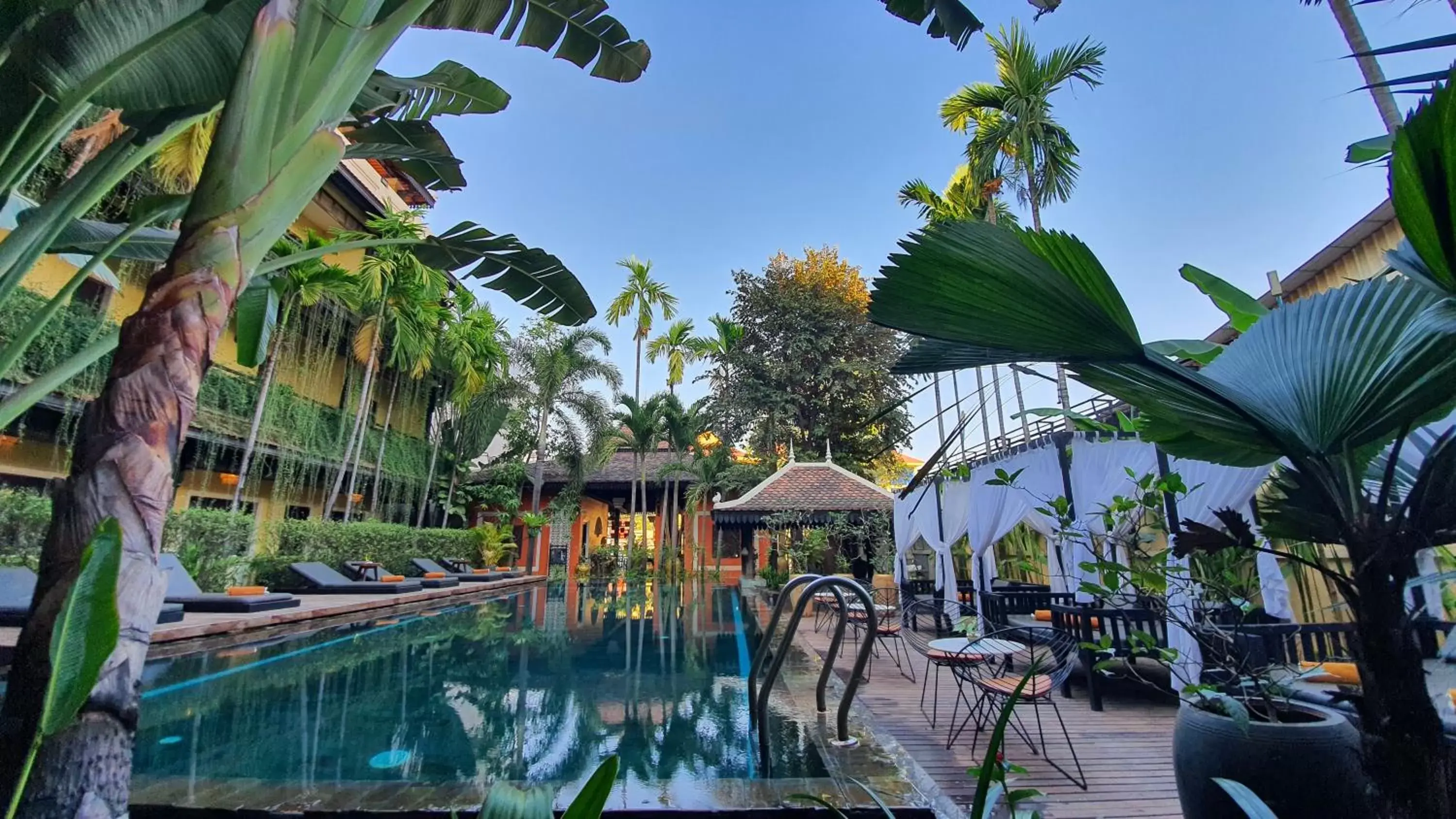 Swimming Pool in Residence Indochine D'angkor