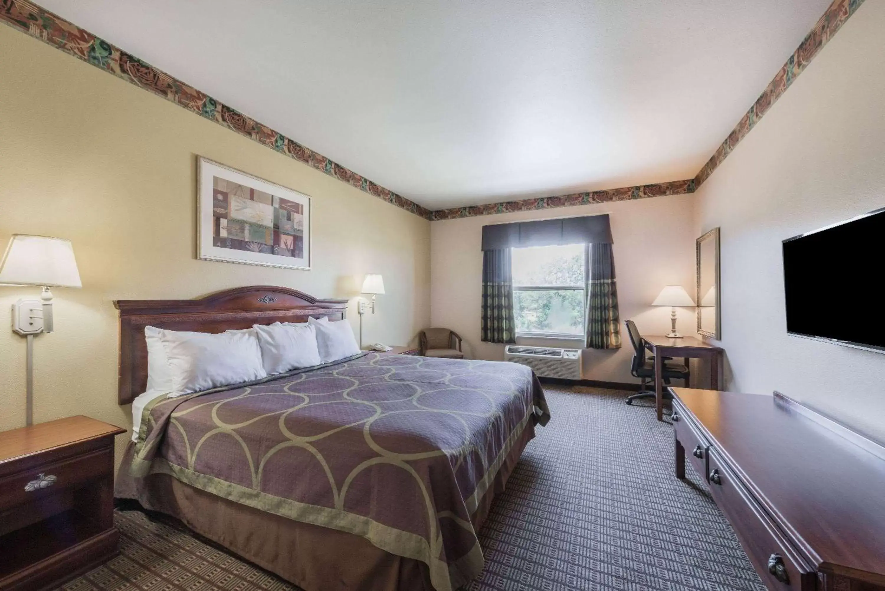 Photo of the whole room, Bed in Super 8 by Wyndham Fort Worth North/Meacham Blvd