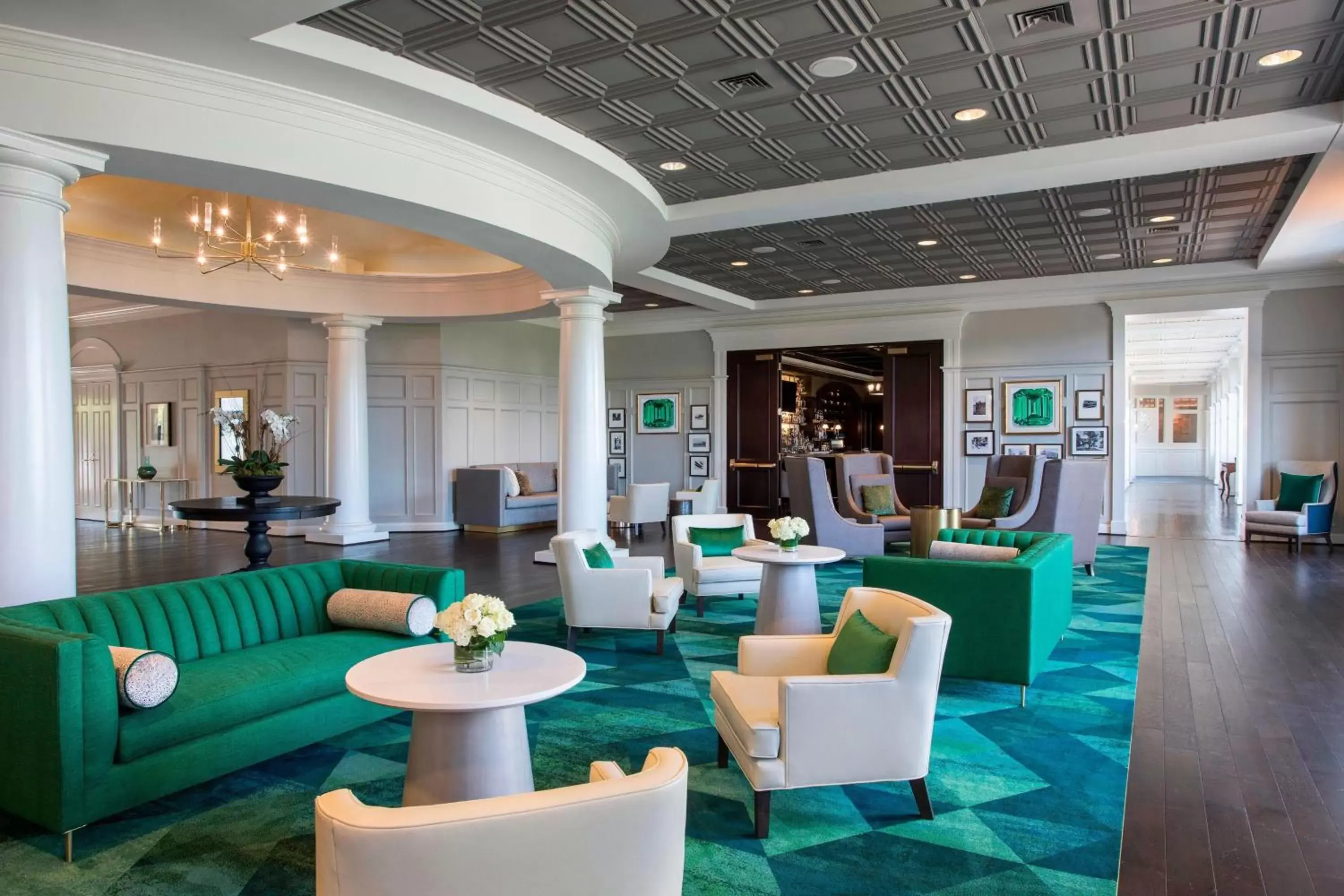Meeting/conference room, Lounge/Bar in The Ballantyne, a Luxury Collection Hotel, Charlotte