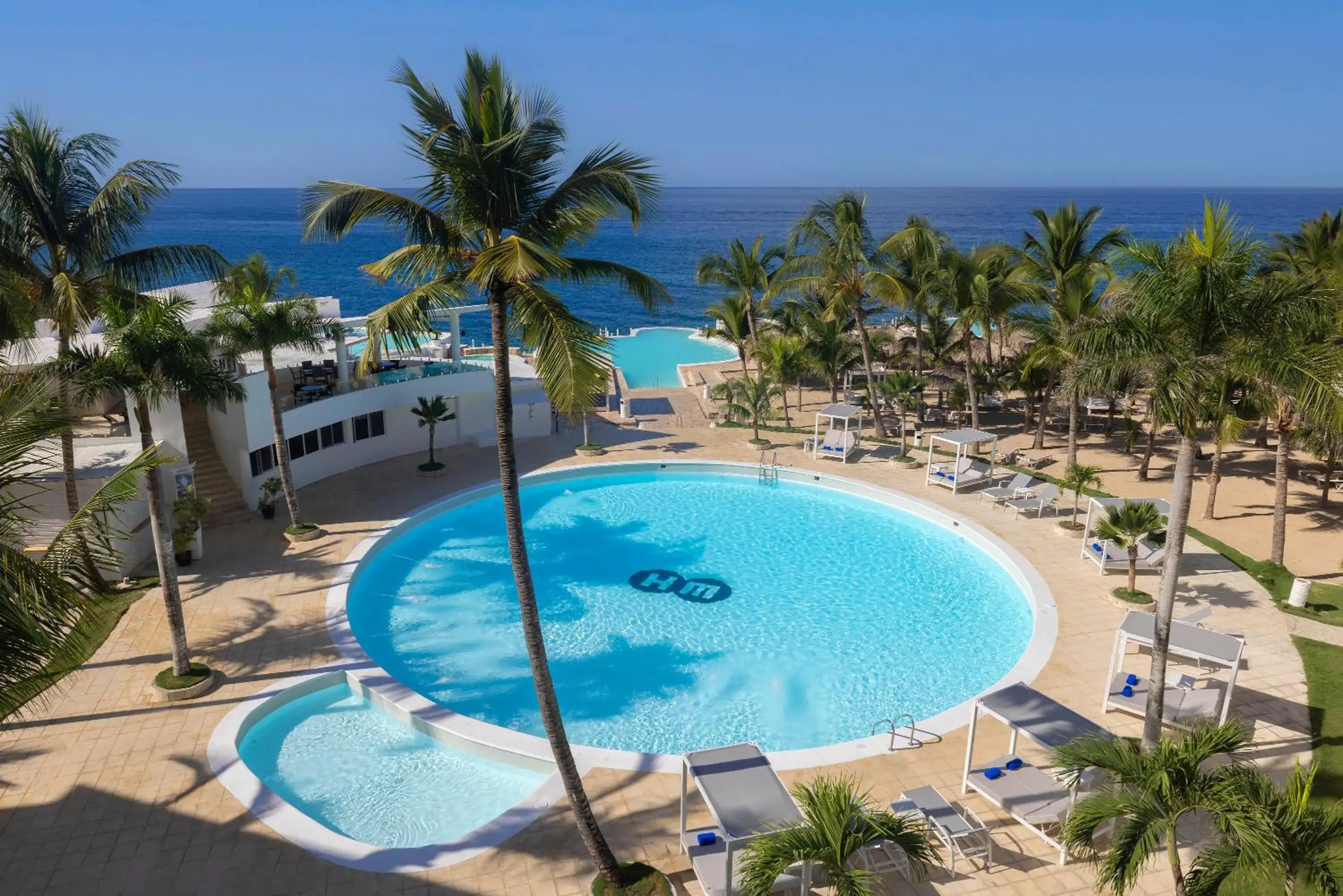 Swimming Pool in HM Alma de Bayahibe - Adults Only