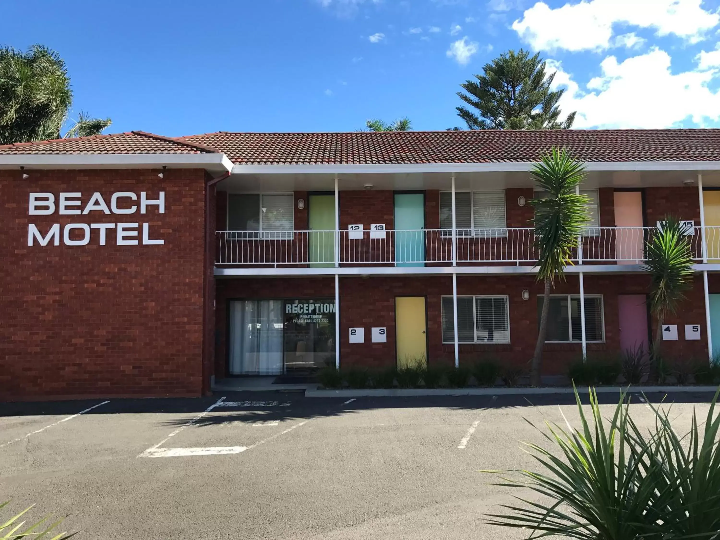 Facade/entrance, Property Building in Thirroul Beach Motel