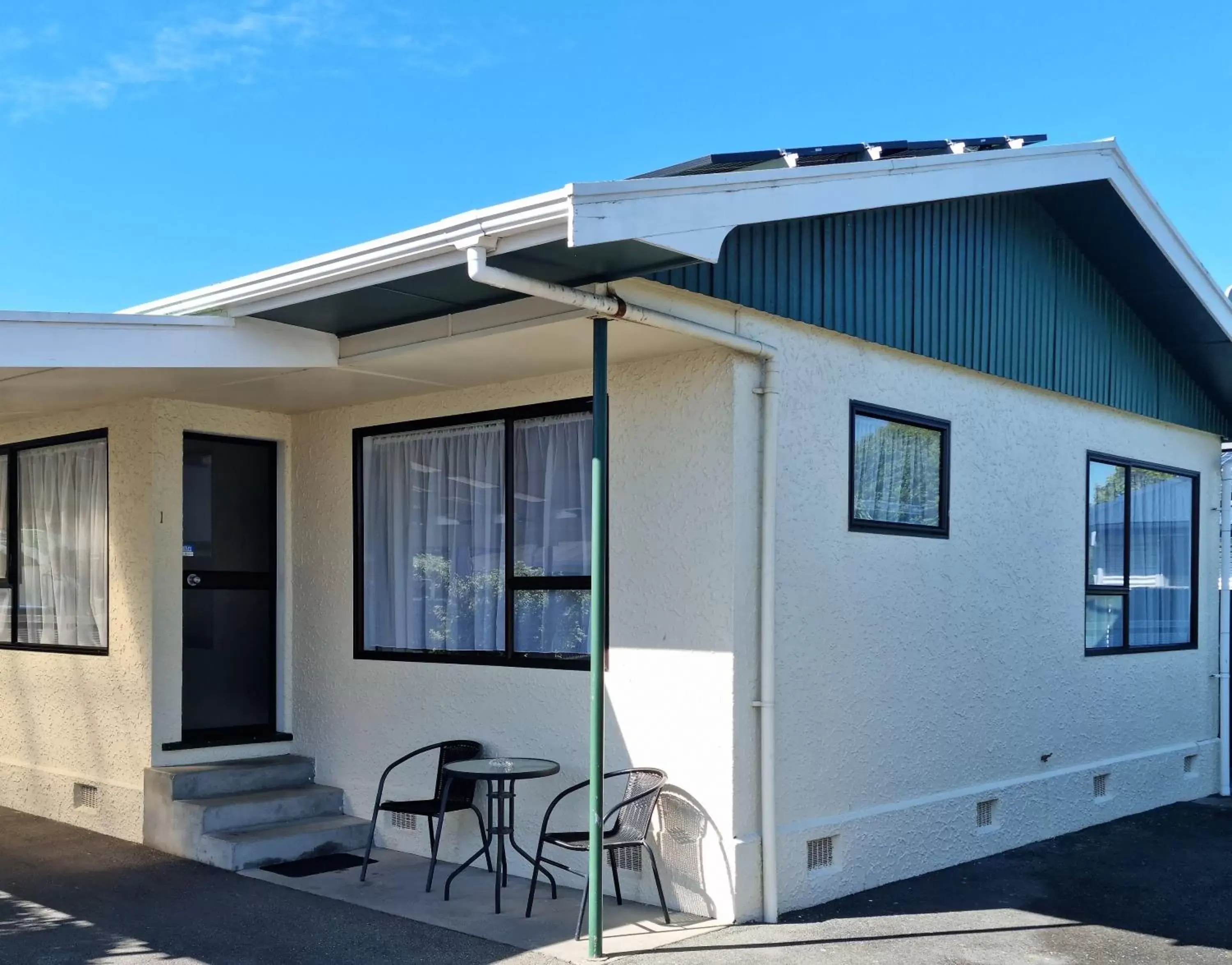 Property Building in Arcadia Motel