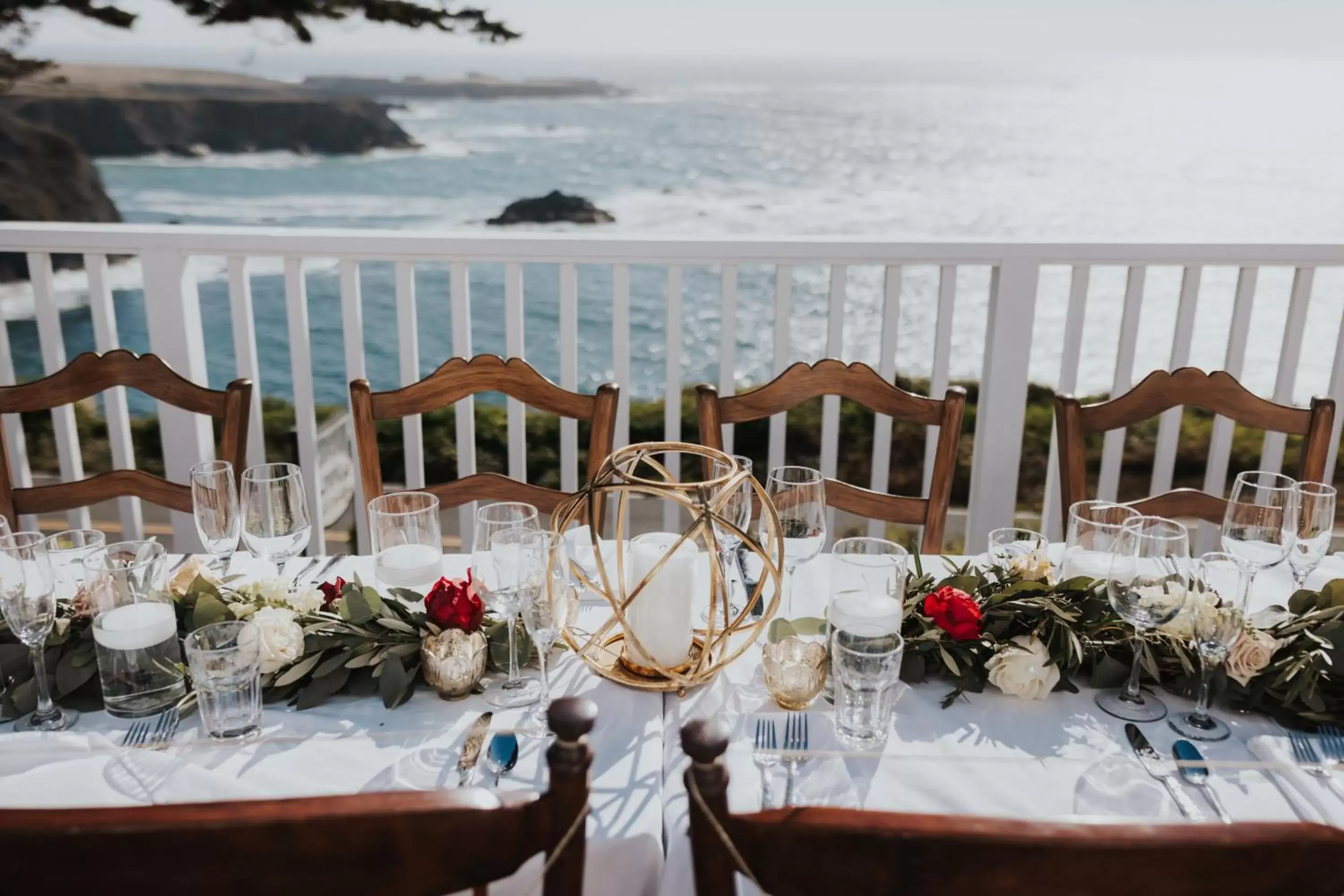Banquet/Function facilities, Restaurant/Places to Eat in Agate Cove Inn