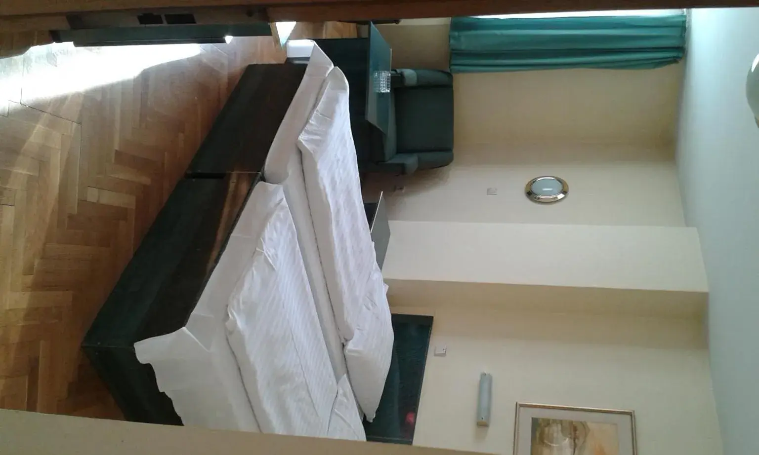 Bed in Hotel Bara