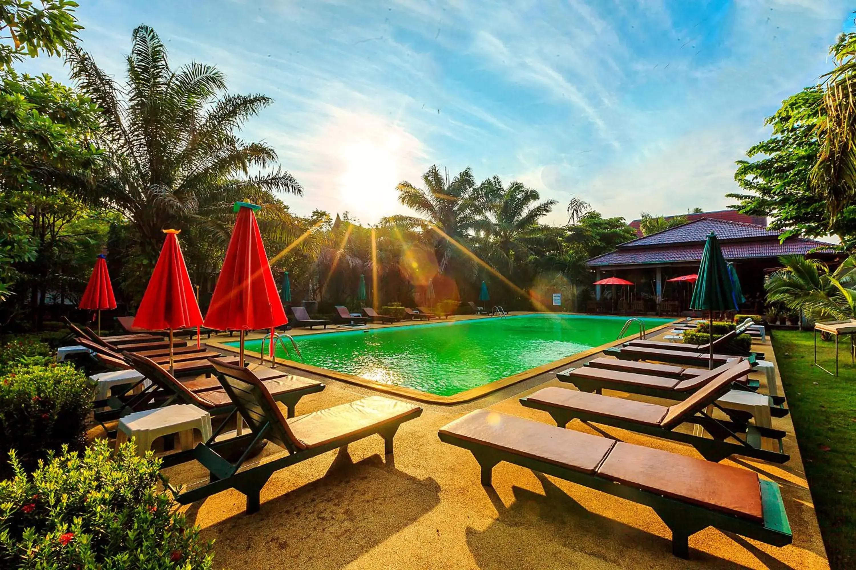 Swimming Pool in Lanta Klong Nin Beach Resort