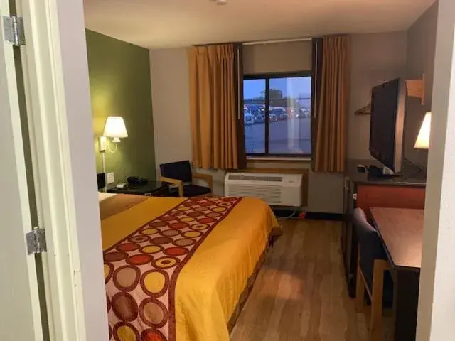 Bed in Super 8 by Wyndham West Memphis Bed in Super 8 by Wyndham West Memphis