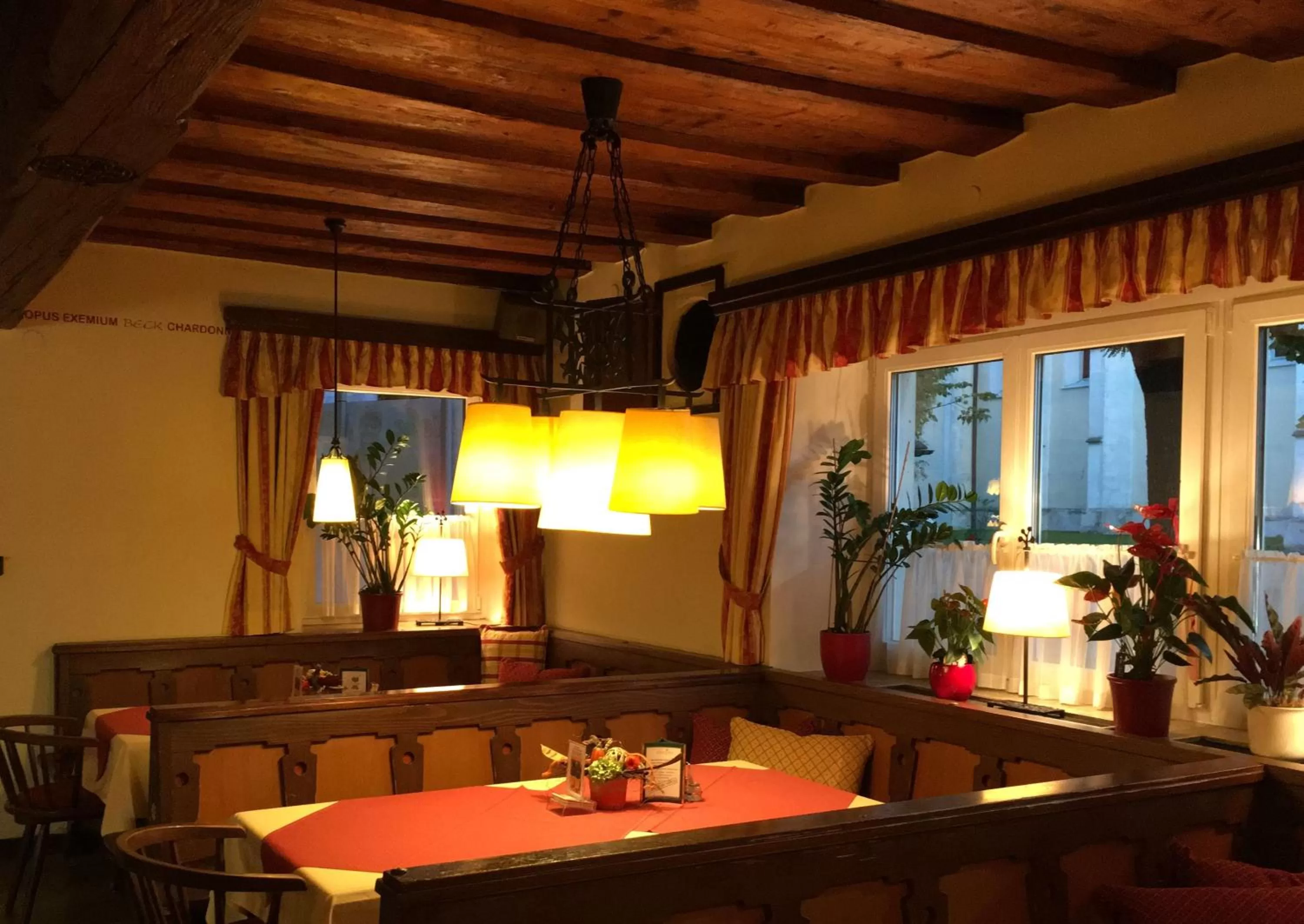 Restaurant/places to eat in Gasthof Teufl