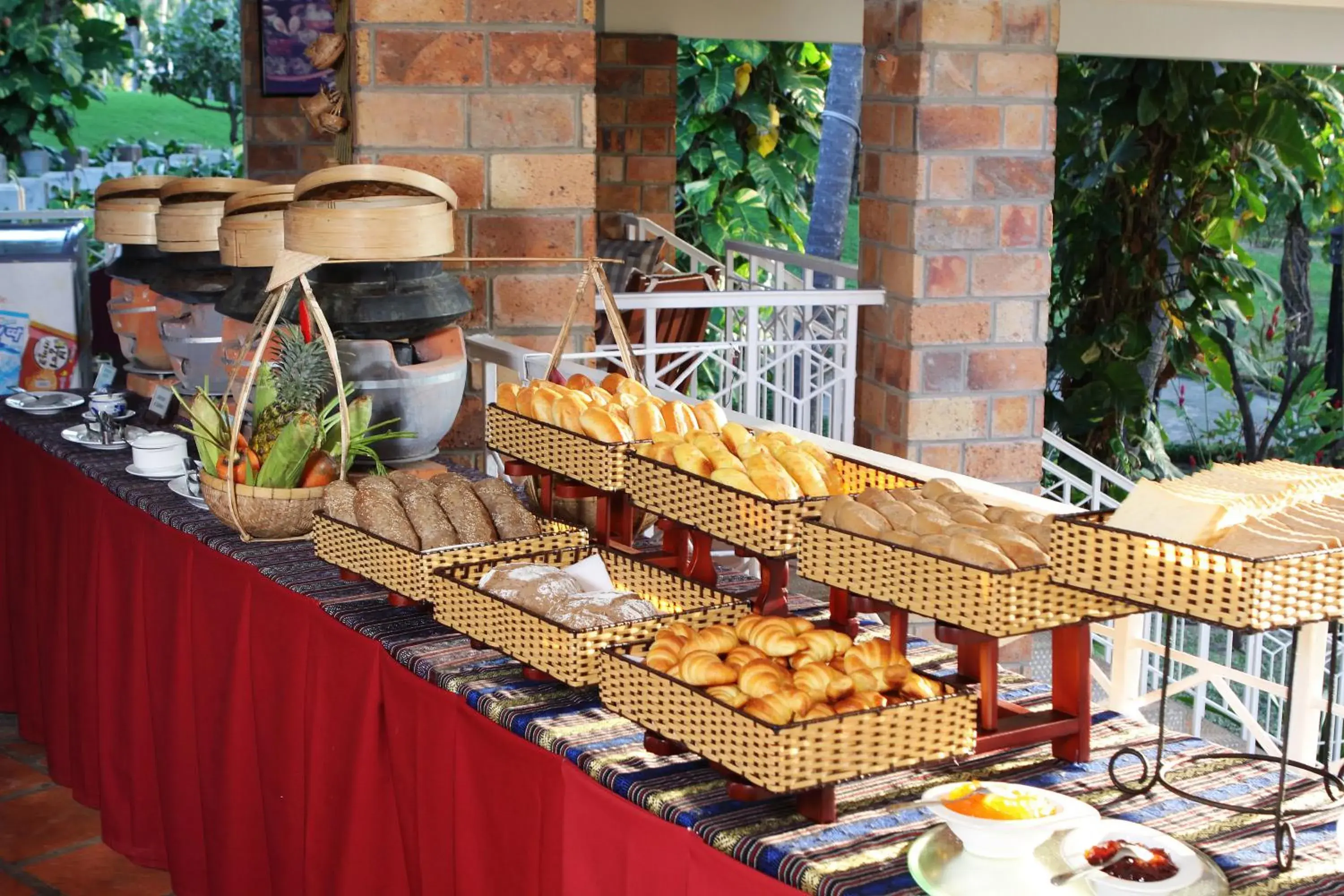 Restaurant/places to eat in Saigon Mui Ne Resort Restaurant/places to eat in Saigon Mui Ne Resort