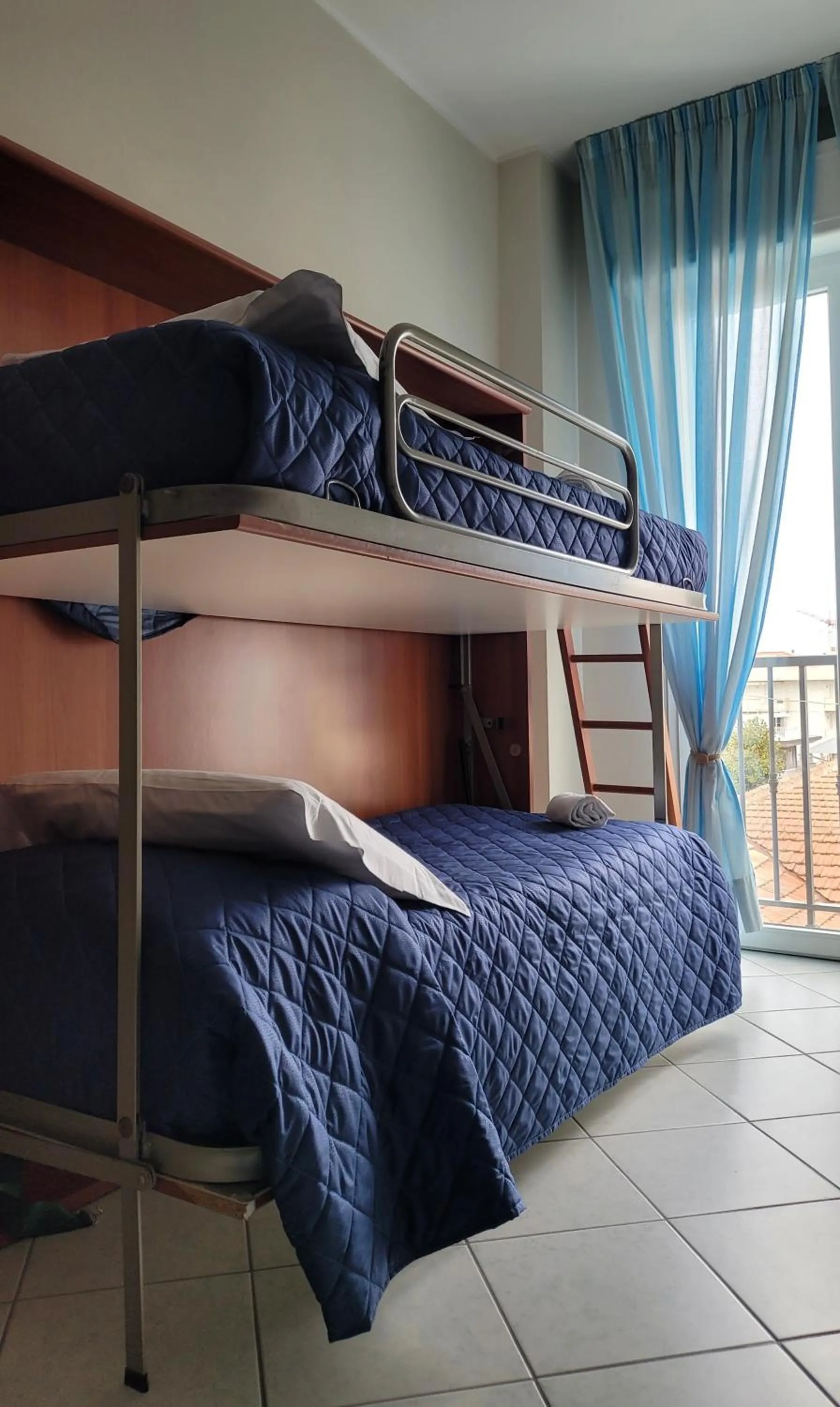 bunk bed, Bed in Hotel Adigrat