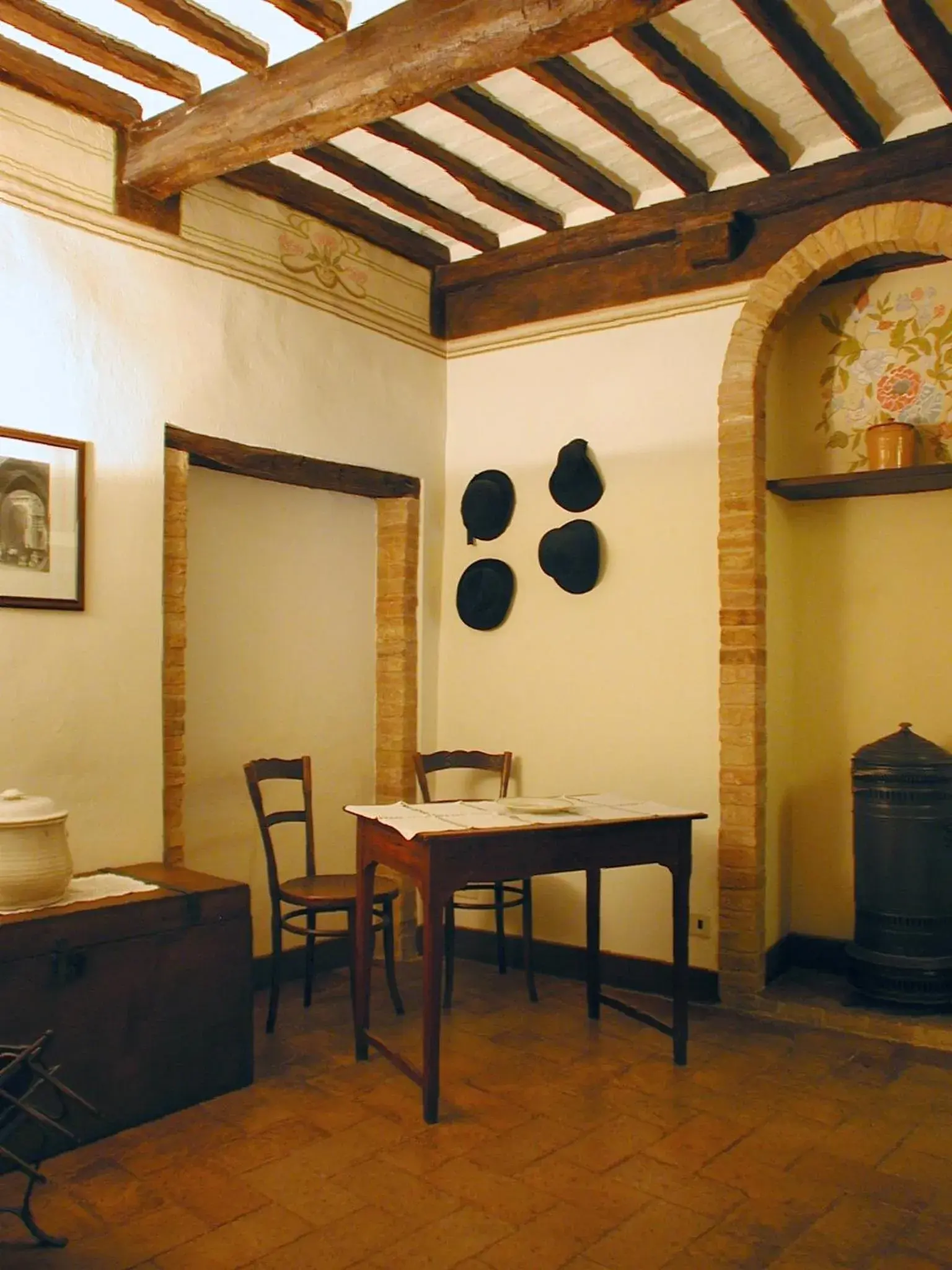 Lounge or bar, Dining Area in Albergo Il Giglio