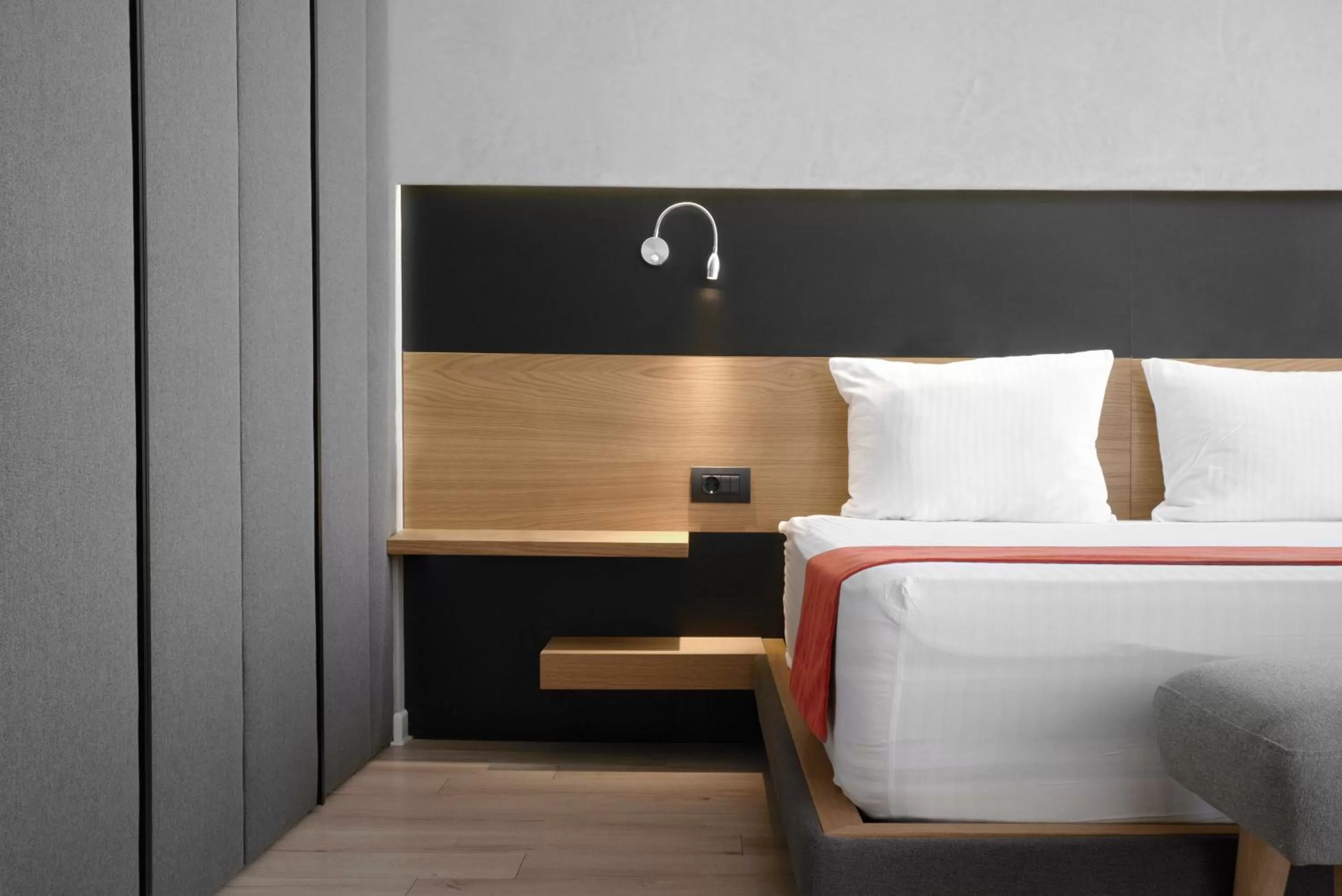 Bed in Adella Boutique Hotel - Free Secured Parking