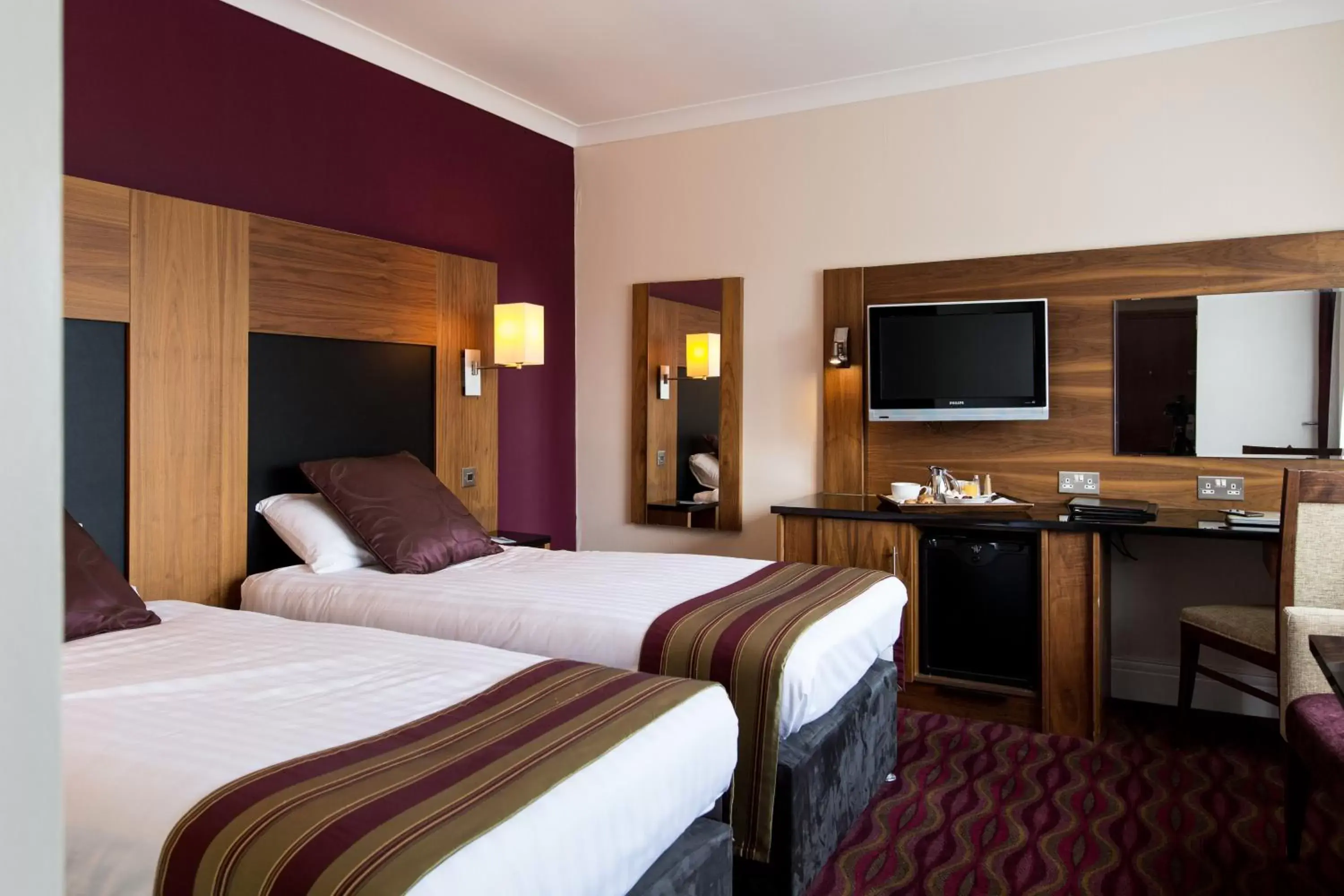 Bedroom, Room Photo in Mercure Newcastle George Washington Hotel Golf & Spa