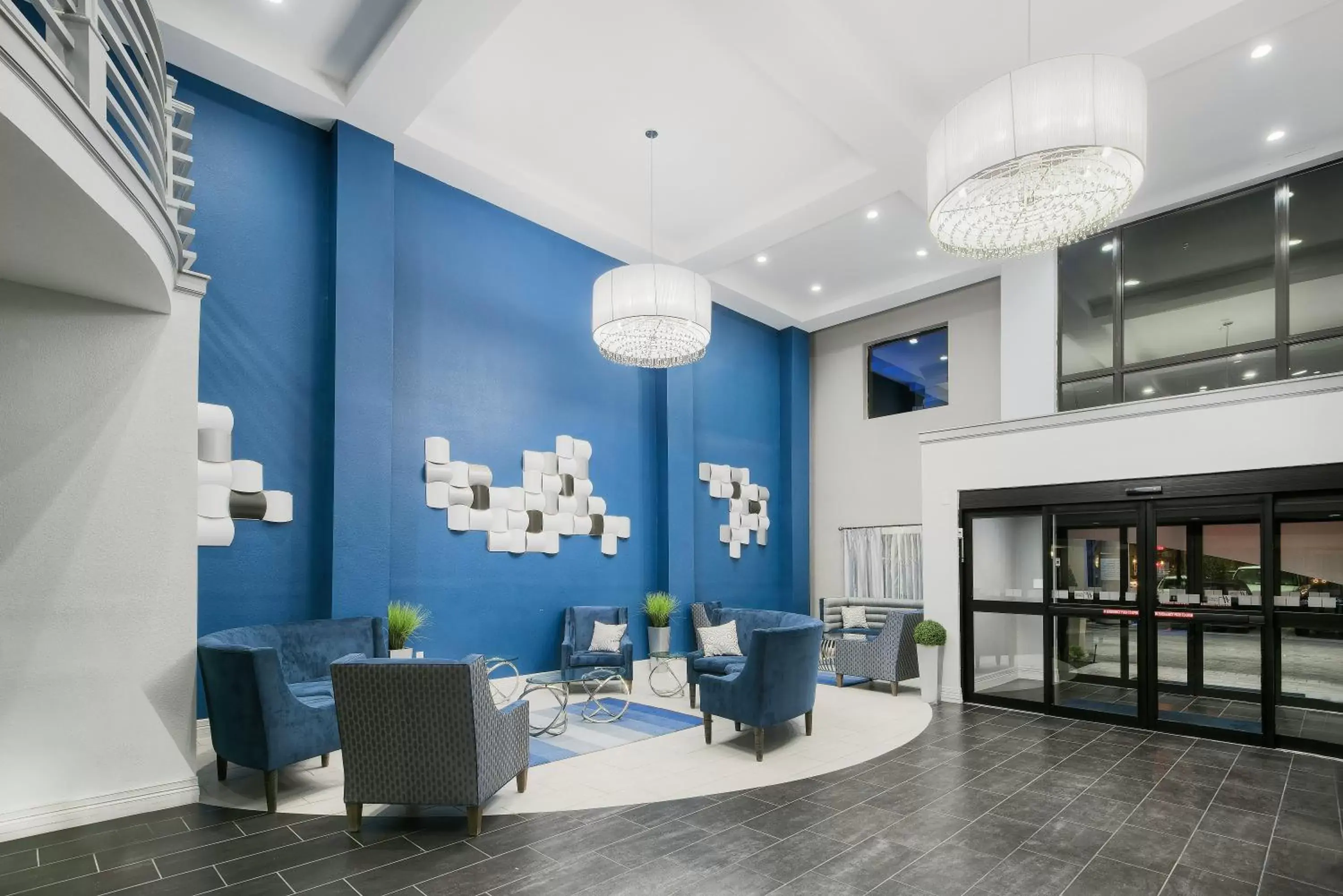 Property building, Lobby/Reception in Holiday Inn Express and Suites Houston North - IAH Area, an IHG Hotel