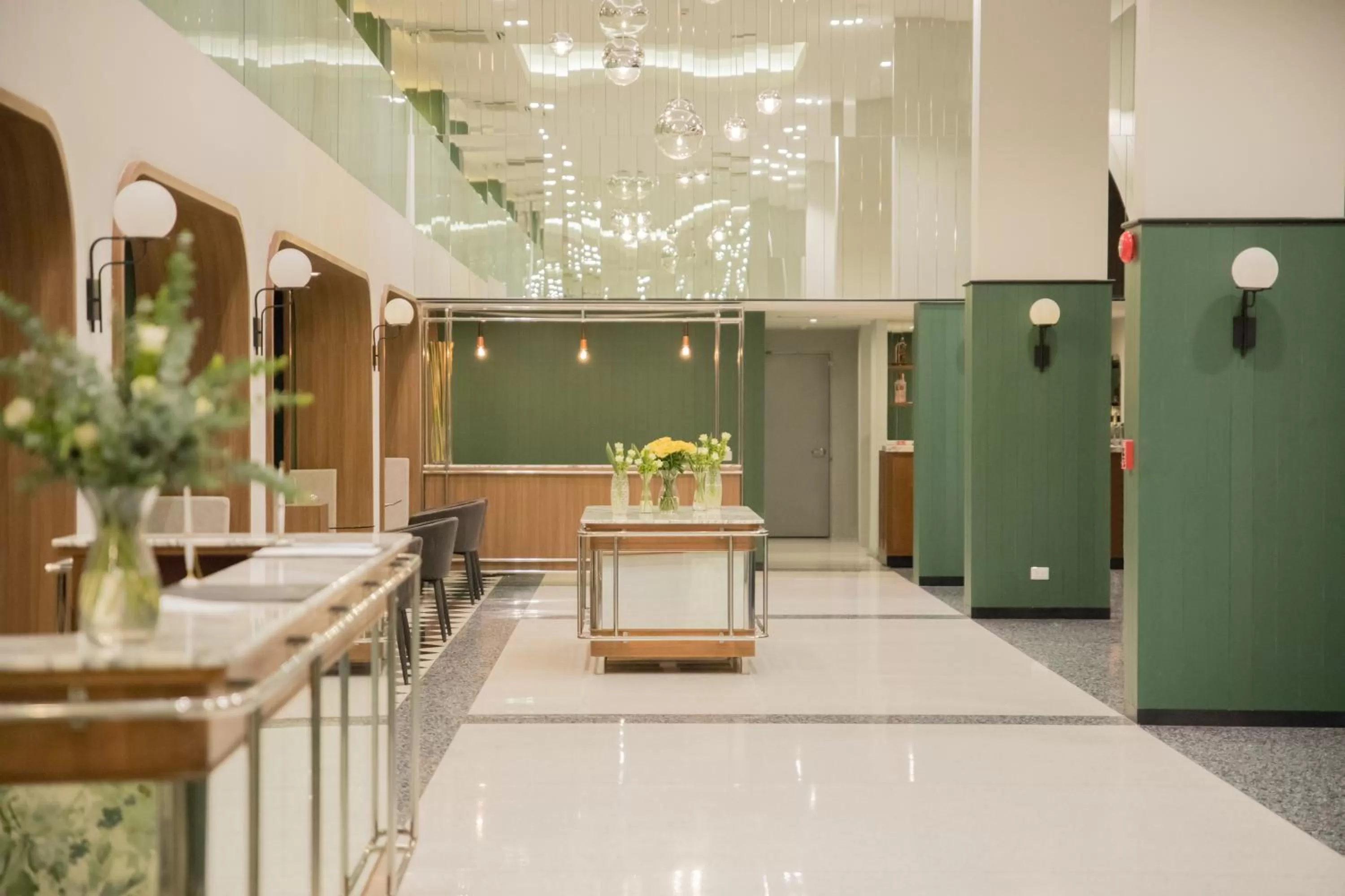 Lobby or reception in Justice Hotel