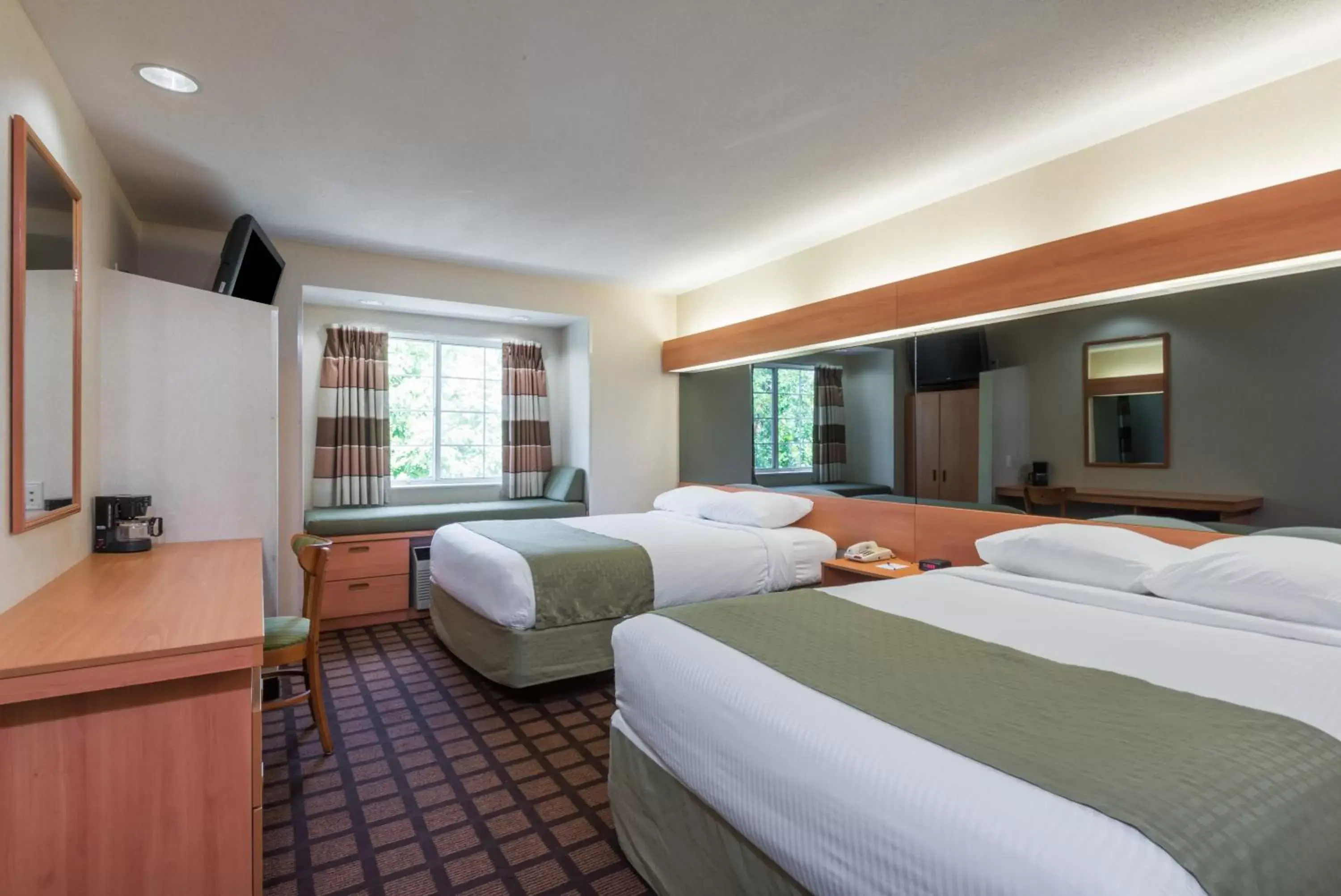 Queen Room with Two Queen Beds - Non-Smoking in Microtel Inn & Suites by Wyndham Uncasville