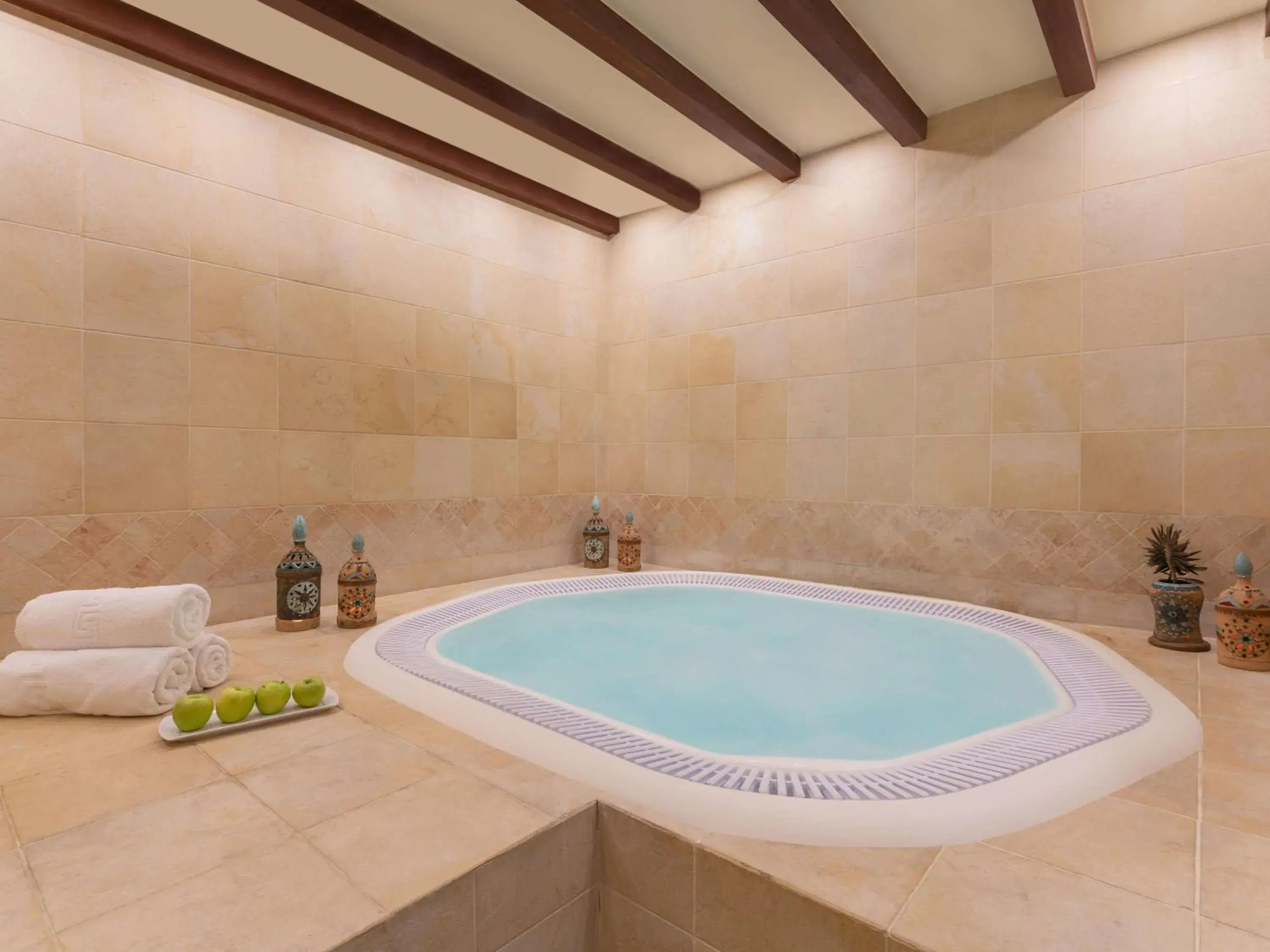 Spa and wellness centre/facilities, Swimming Pool in Movenpick Resort & Residences Aqaba