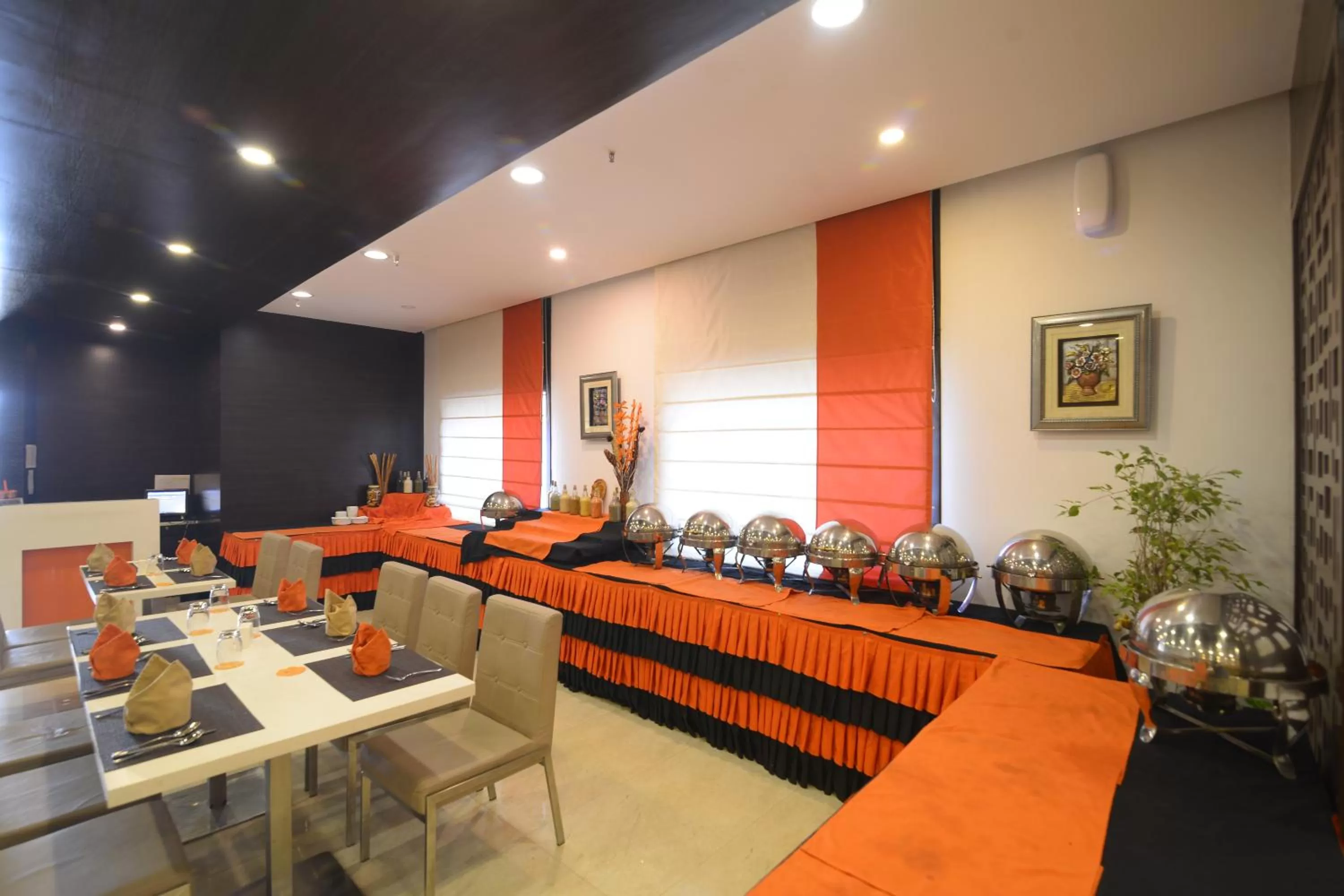 Restaurant/places to eat in Astoria Hotels Madurai