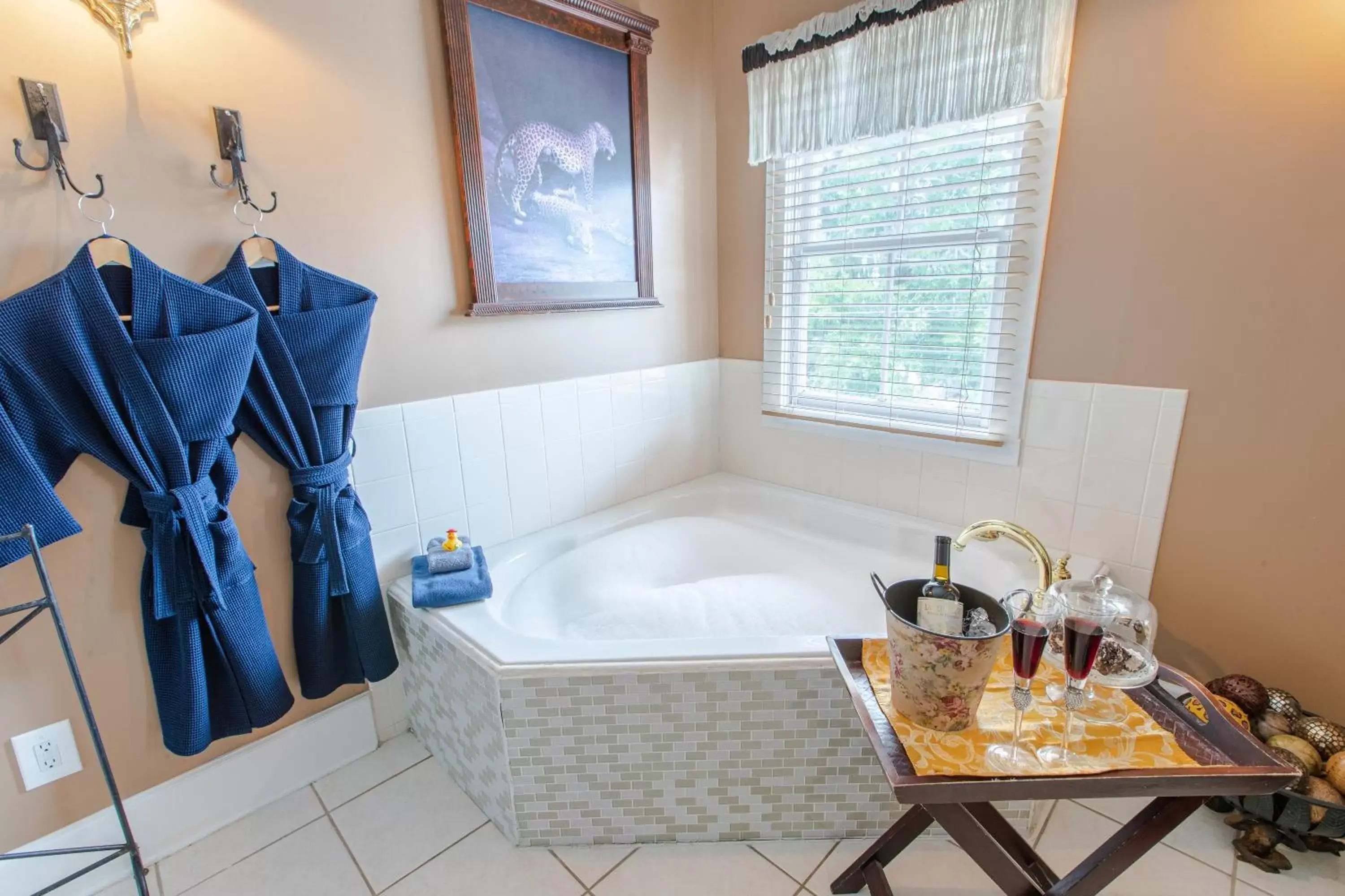 King Suite in Carriage Way Centennial House - Adult Only- Saint Augustine King Suite in Carriage Way Centennial House - Adult Only- Saint Augustine