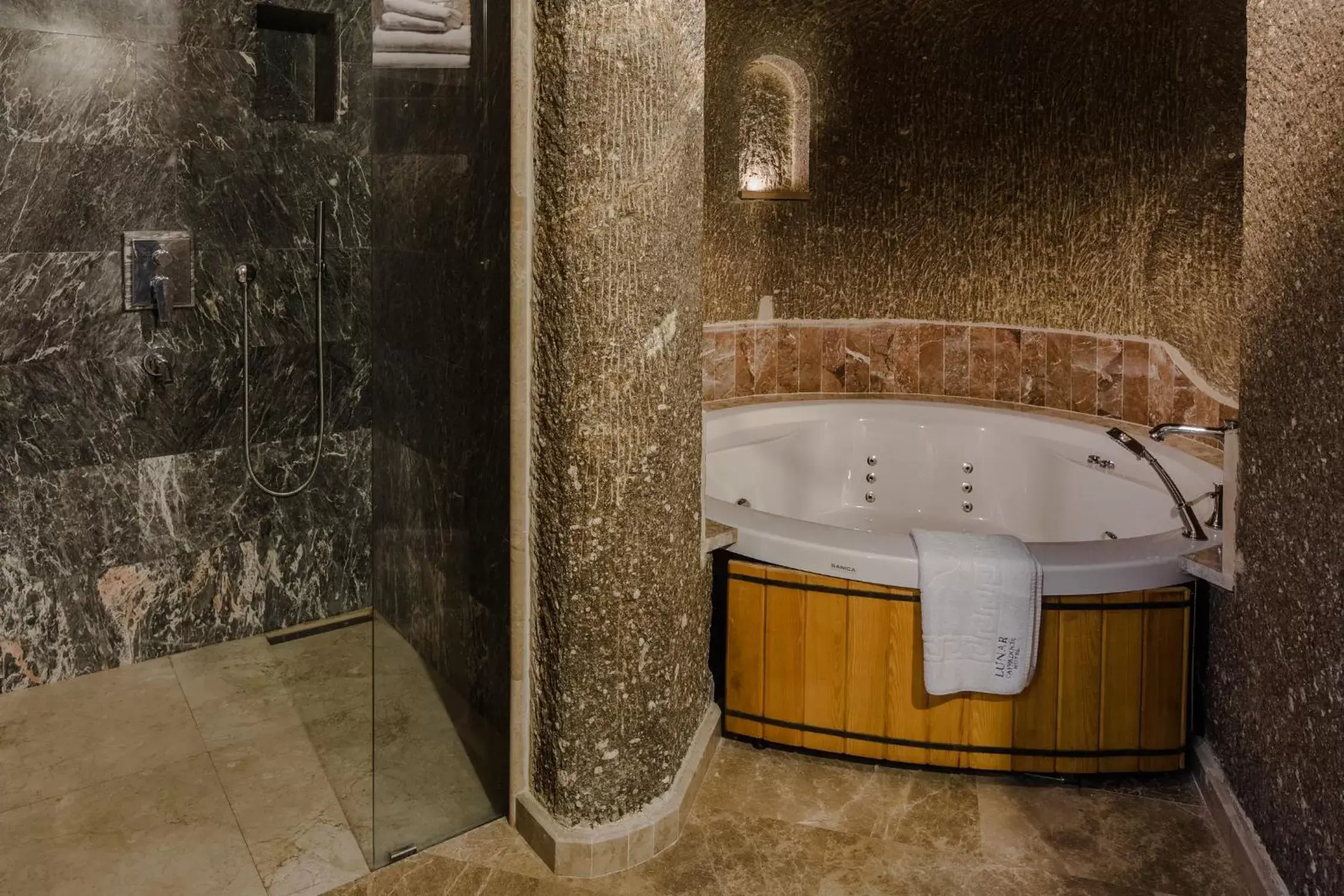 Hot Tub, Spa/Wellness in Lunar Cappadocia Hotel