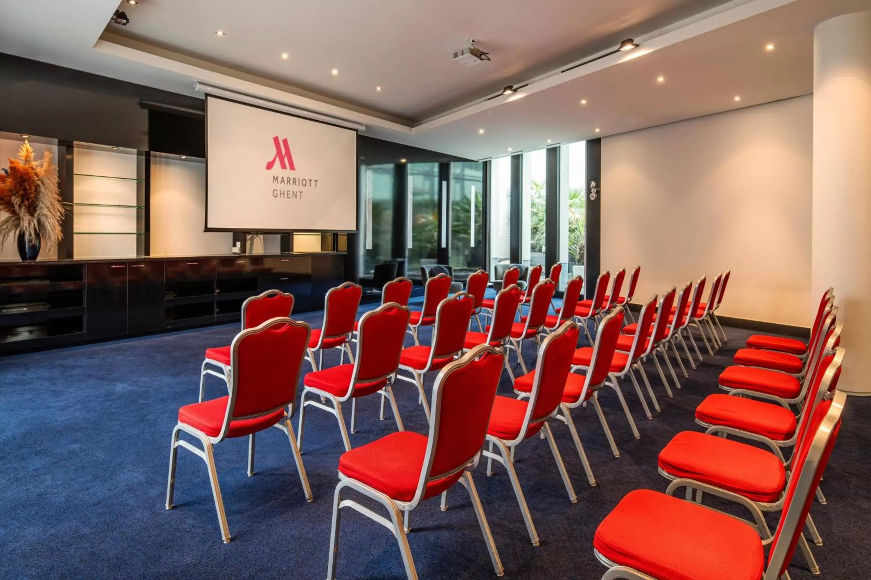 Meeting/conference room in Ghent Marriott Hotel