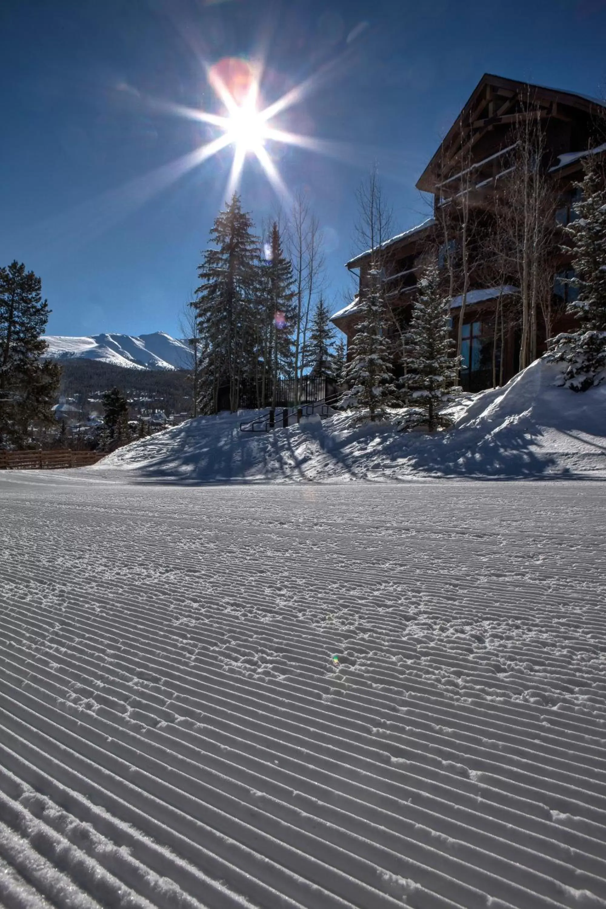 Mountain view, Winter in Mountain Thunder Lodge