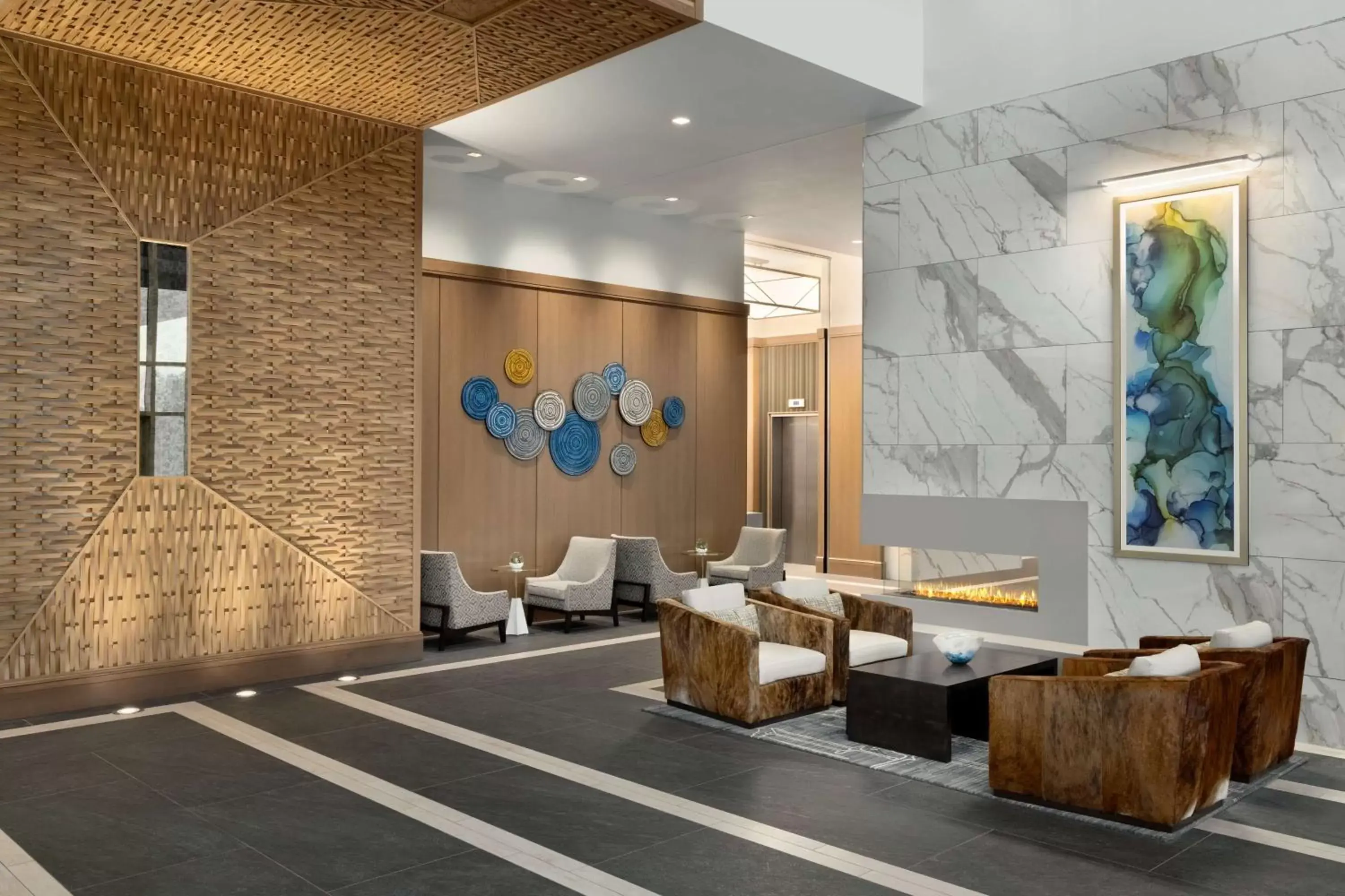 Lobby or reception in Hilton Alpharetta Atlanta