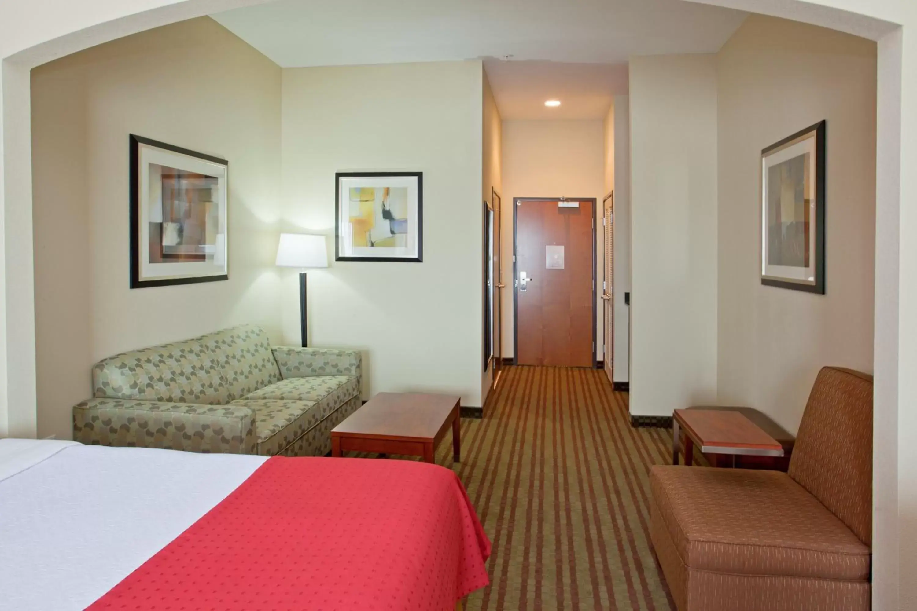 Photo of the whole room, Seating Area in Holiday Inn Austin North, an IHG Hotel