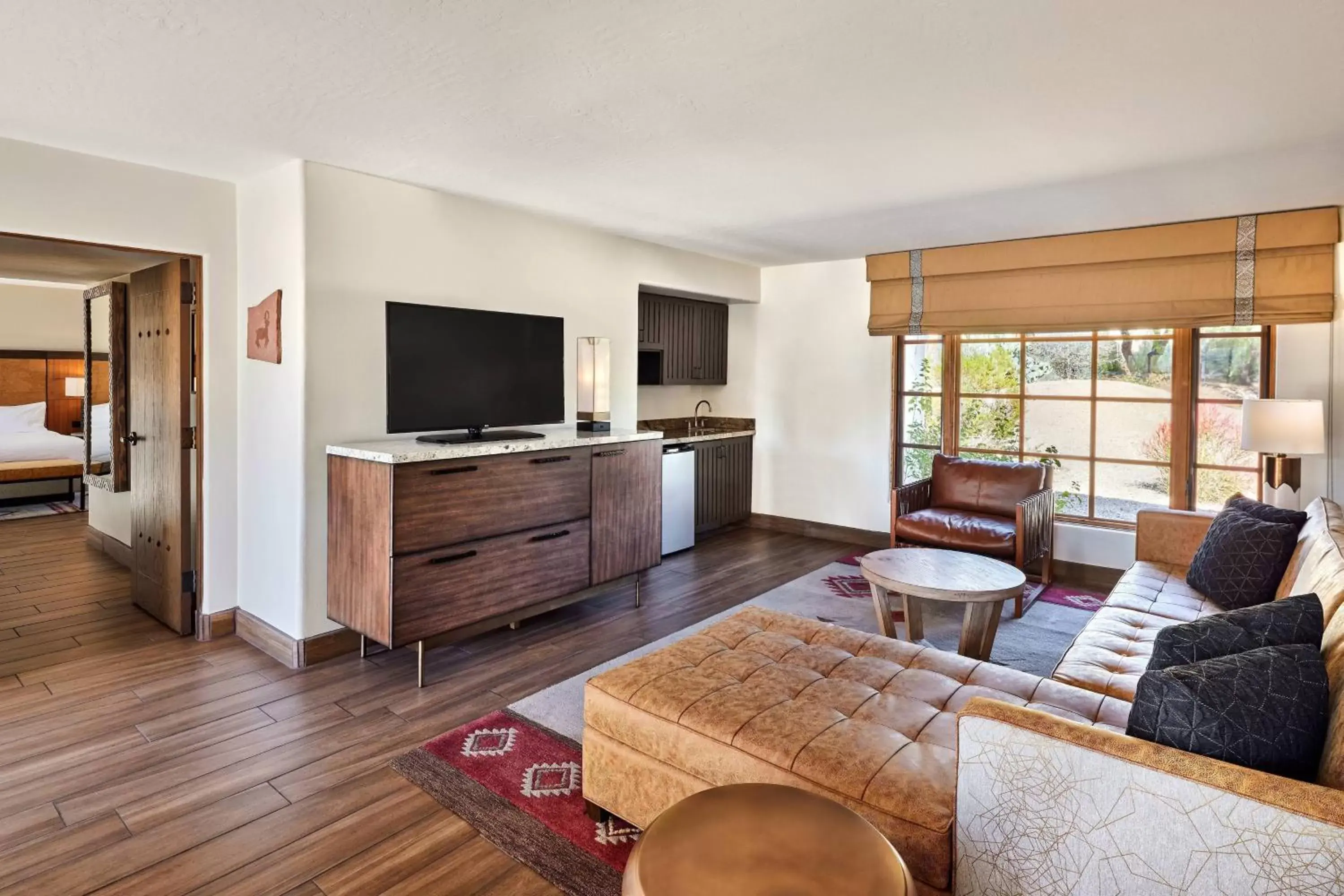 Bedroom, Seating Area in JW Marriott Scottsdale Camelback Inn Resort & Spa