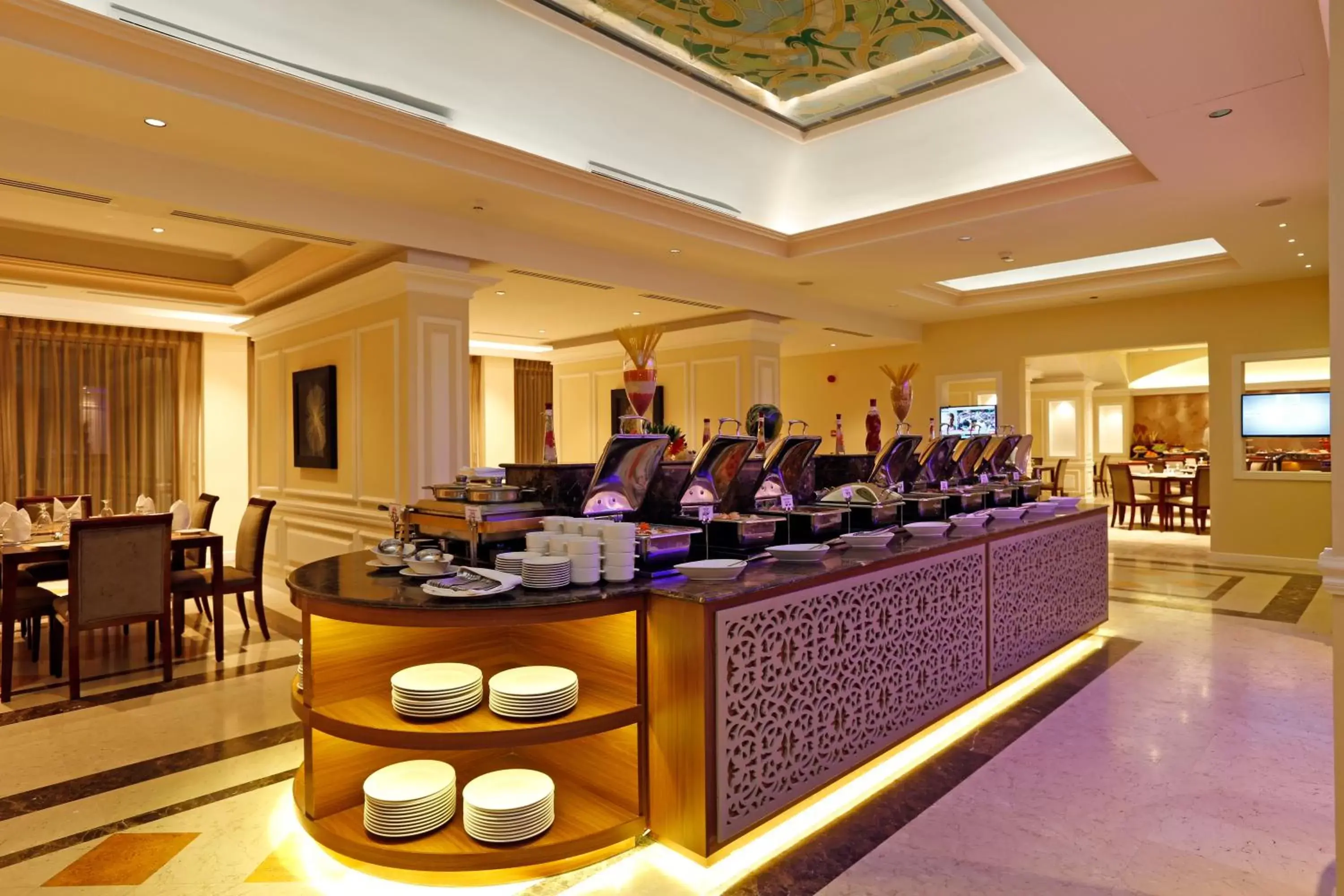 Restaurant/places to eat in Ramada by Wyndham Hotel Riyadh