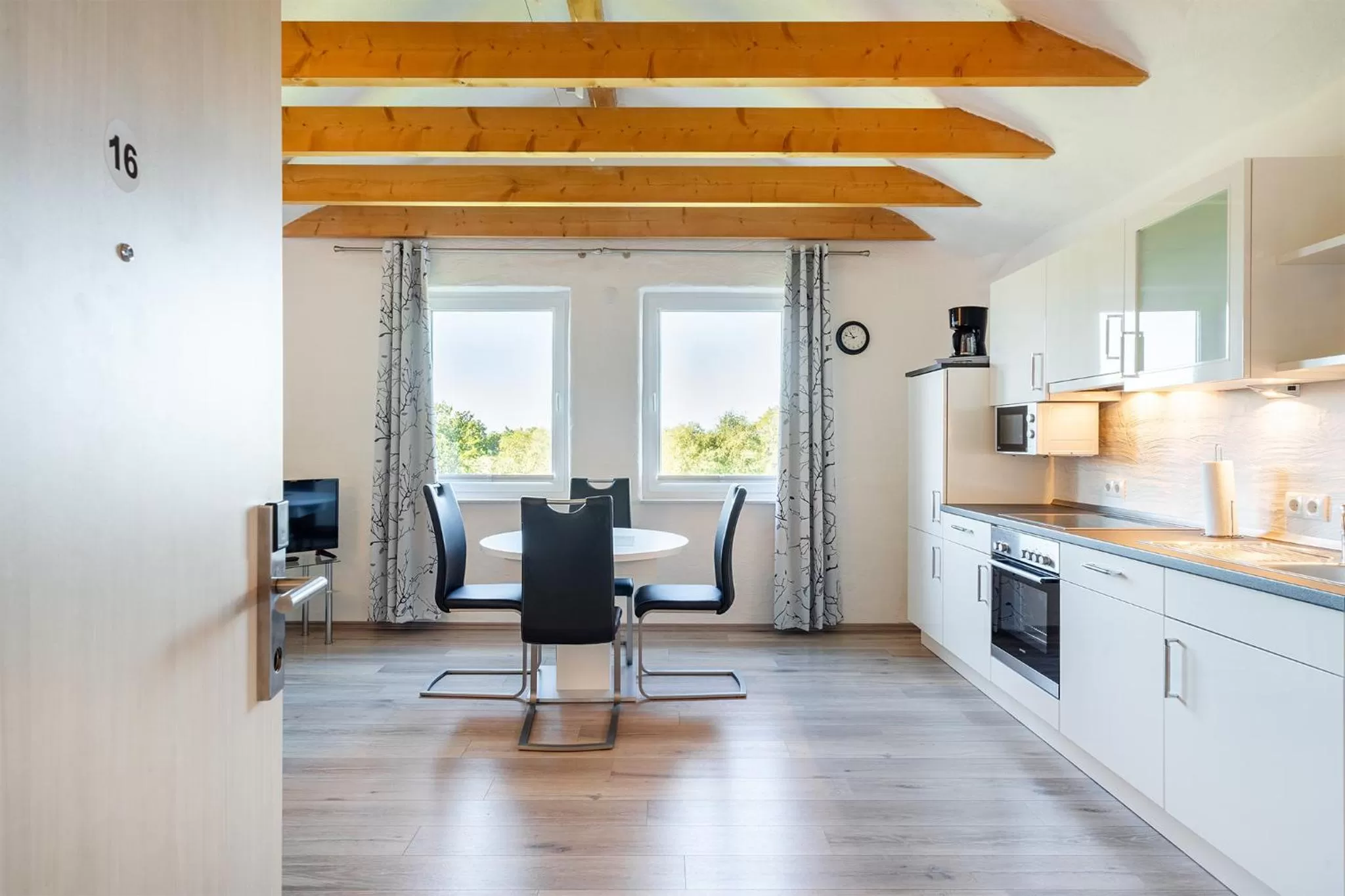 Kitchen or kitchenette in Villa Moorstern am Badesee Tannenhausen