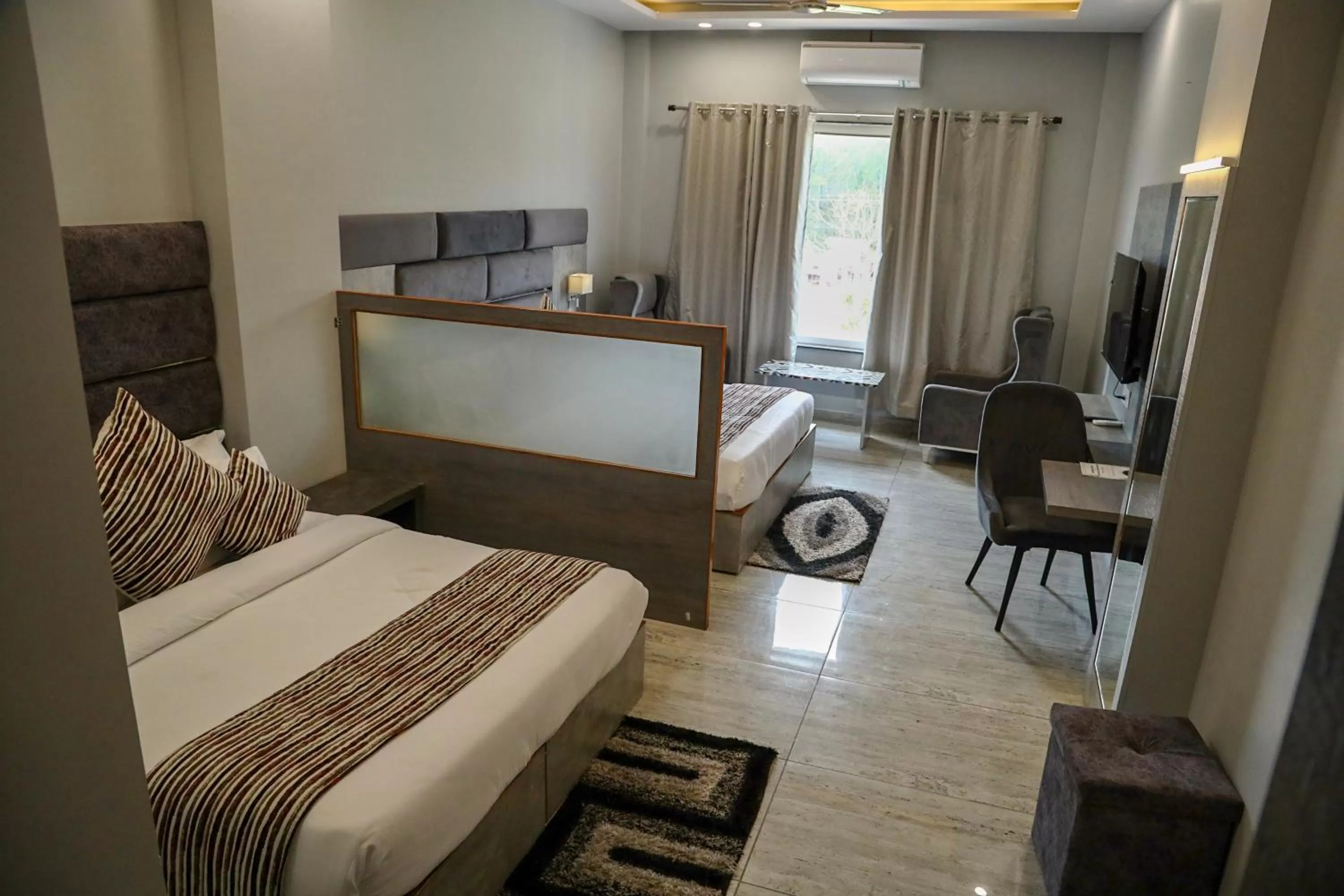 Bedroom in Hotel Vasdaa Grand