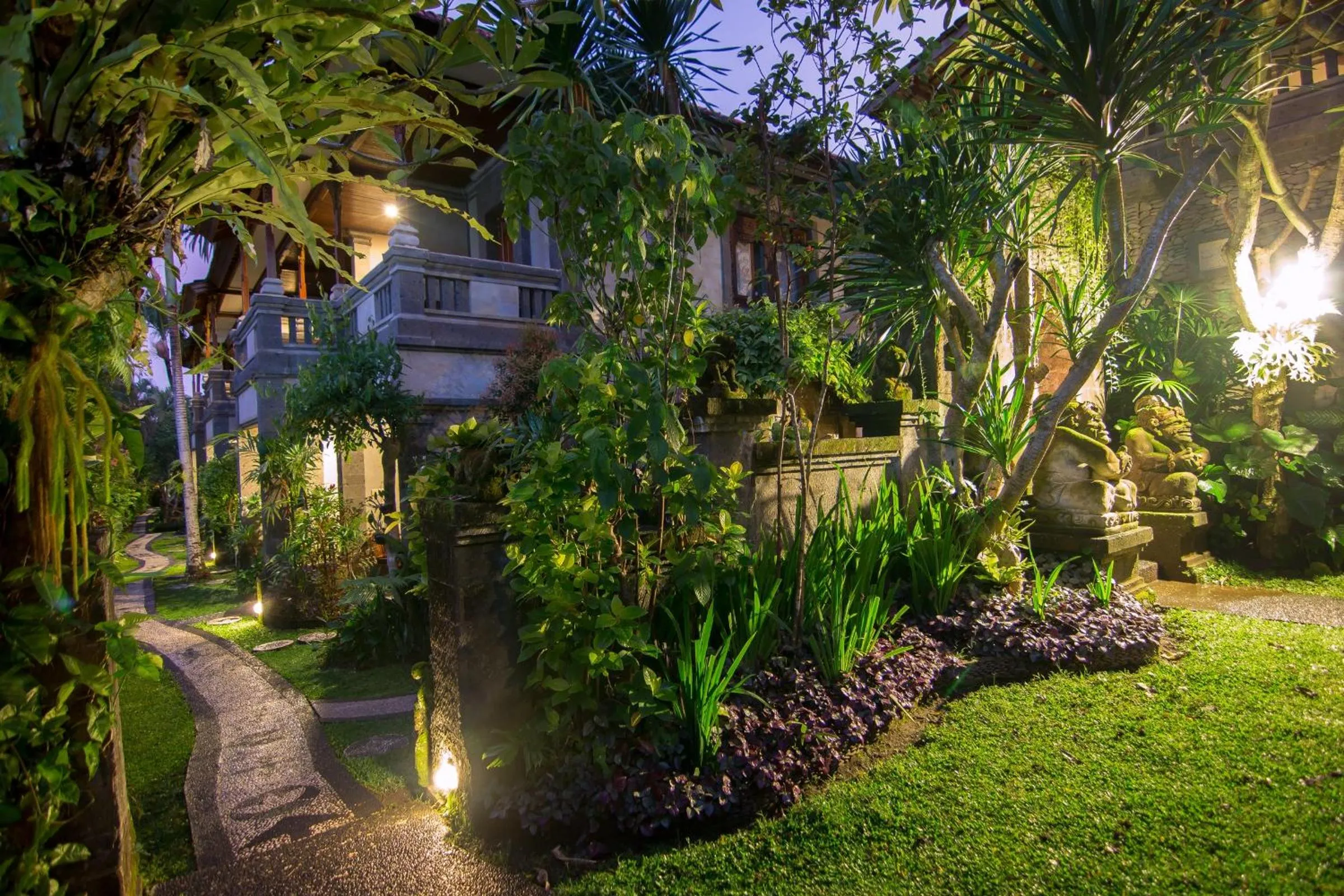 Garden in Sahadewa Resort & Spa