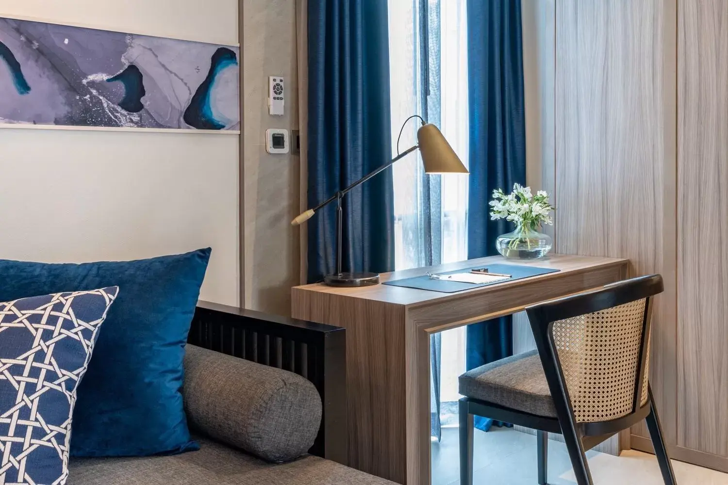 Living room in Maladee Rendezvous Hotel Chiang Mai Living room in Maladee Rendezvous Hotel Chiang Mai