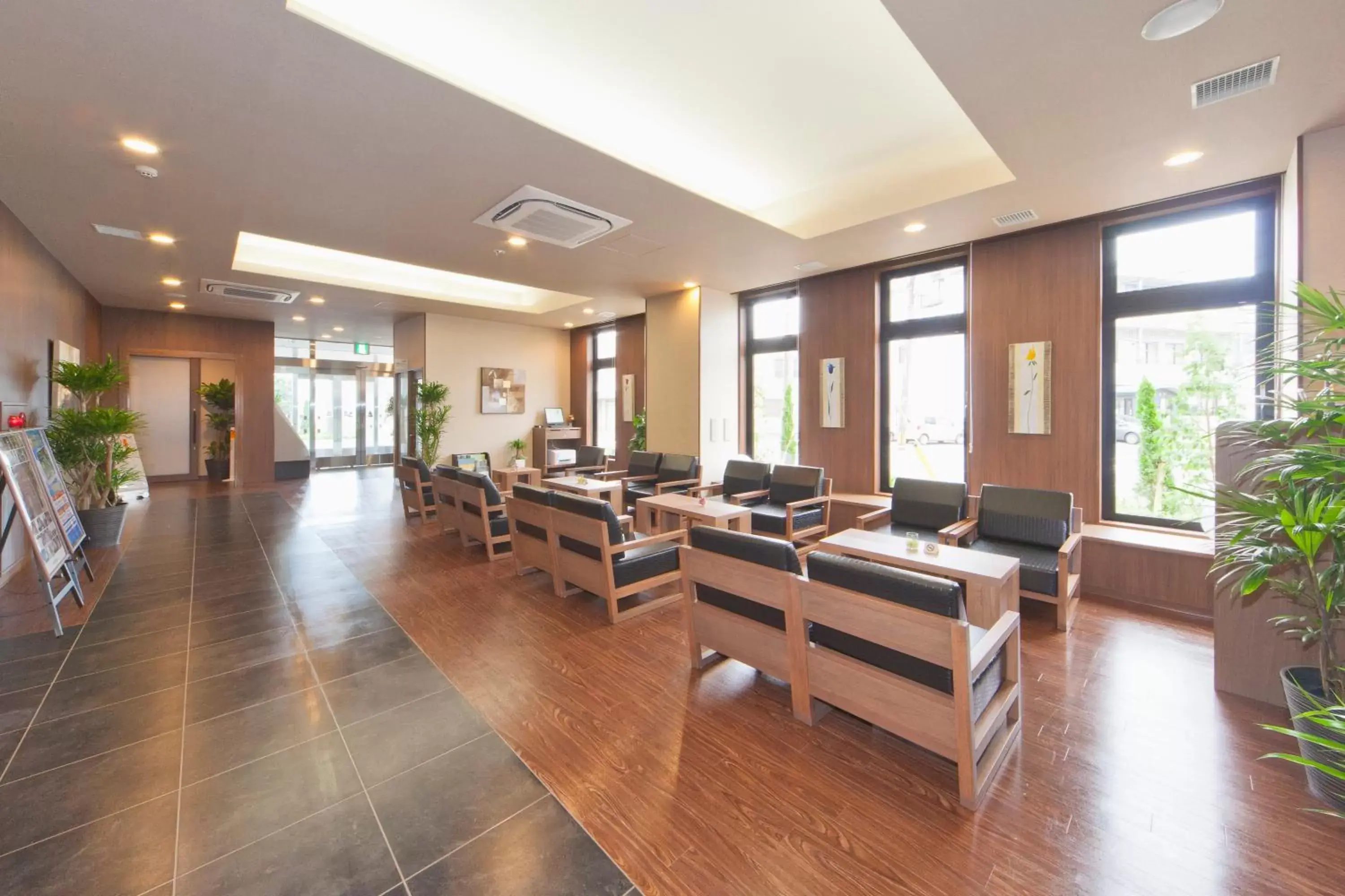 Lobby or reception in Hotel Route-Inn Saiki Ekimae Lobby or reception in Hotel Route-Inn Saiki Ekimae