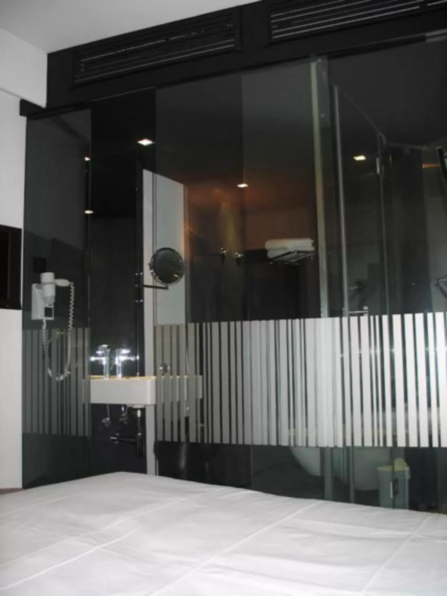 Bathroom in Funchal Design Hotel