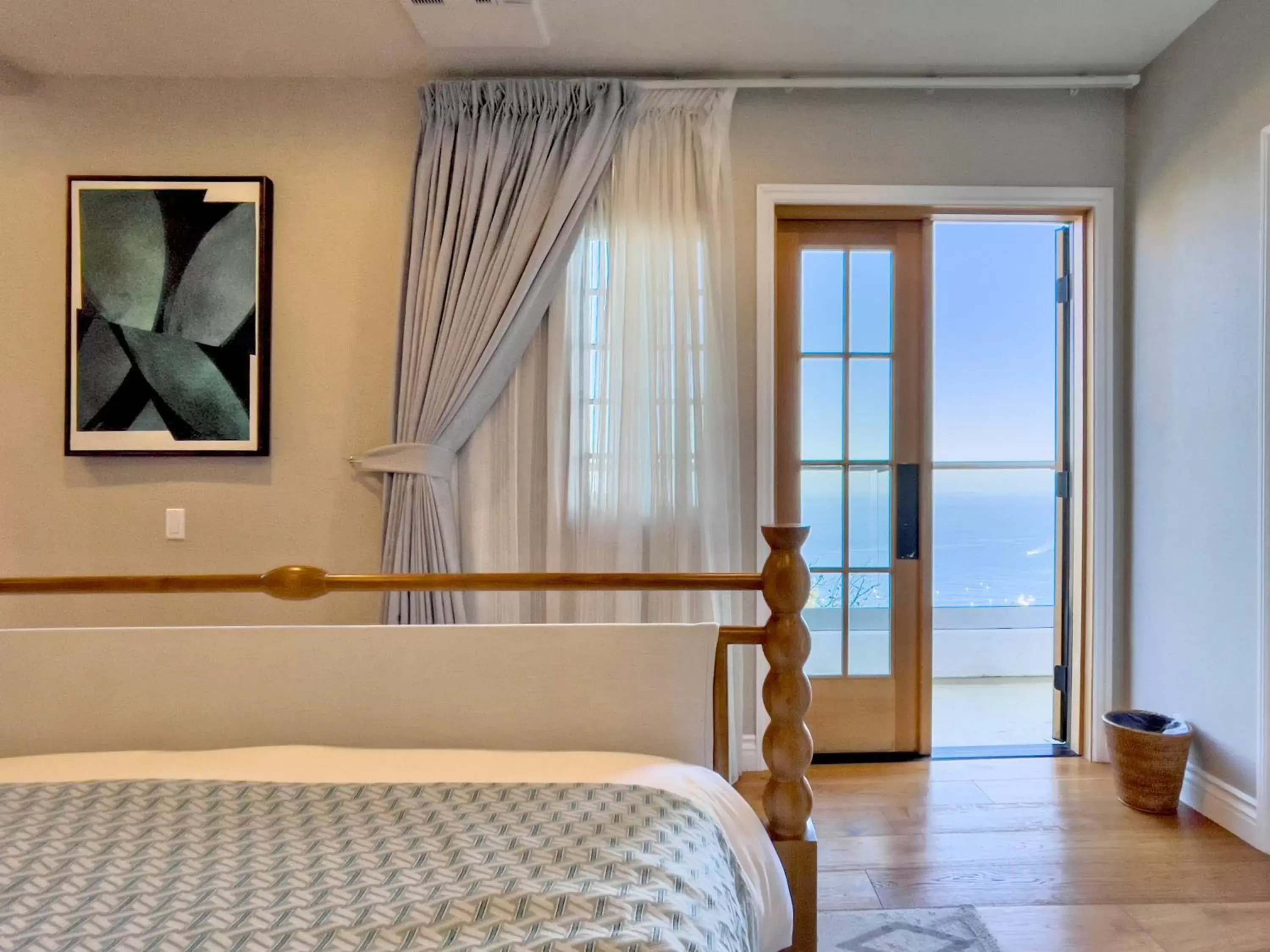 Sea view, Bed in Zane Grey Pueblo Hotel