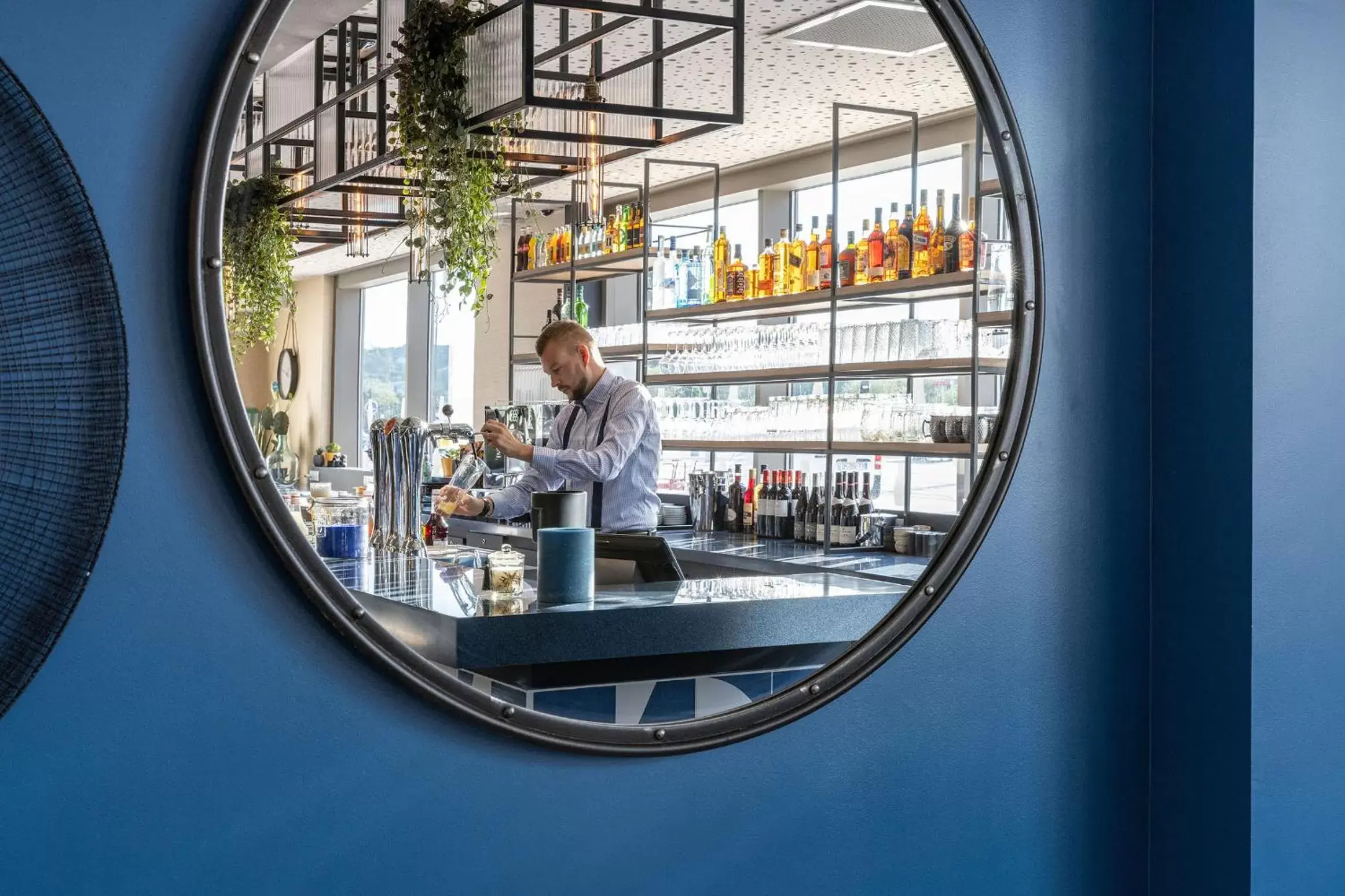 Lobby or reception in Hampton by Hilton Tours Centre, France